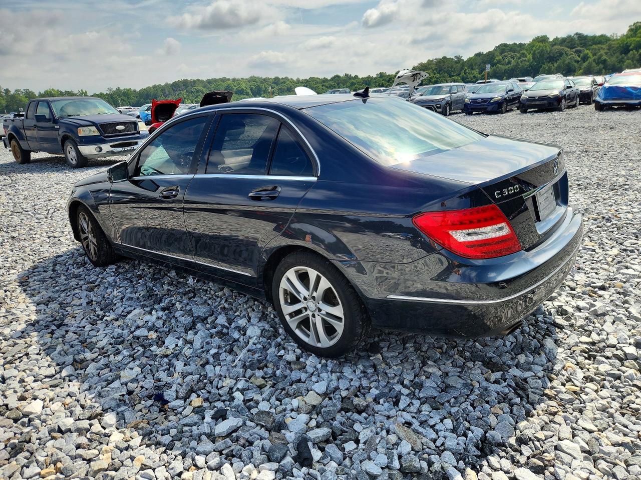 2013 Mercedes-benz C 300 4matic Charcoal vin: WDDGF8AB4DG128370