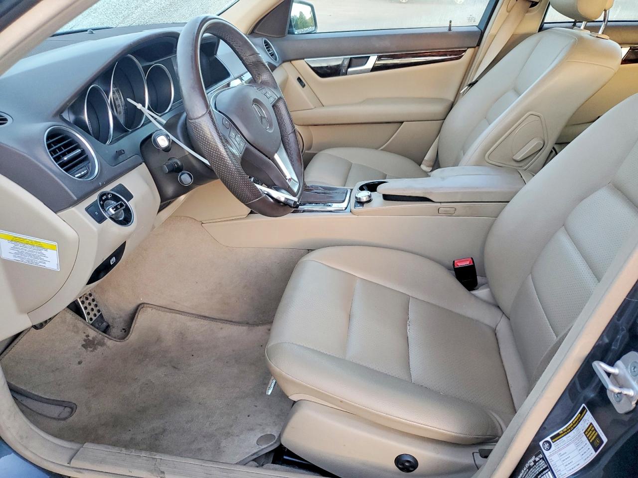 2013 Mercedes-benz C 300 4matic Charcoal vin: WDDGF8AB4DG141040
