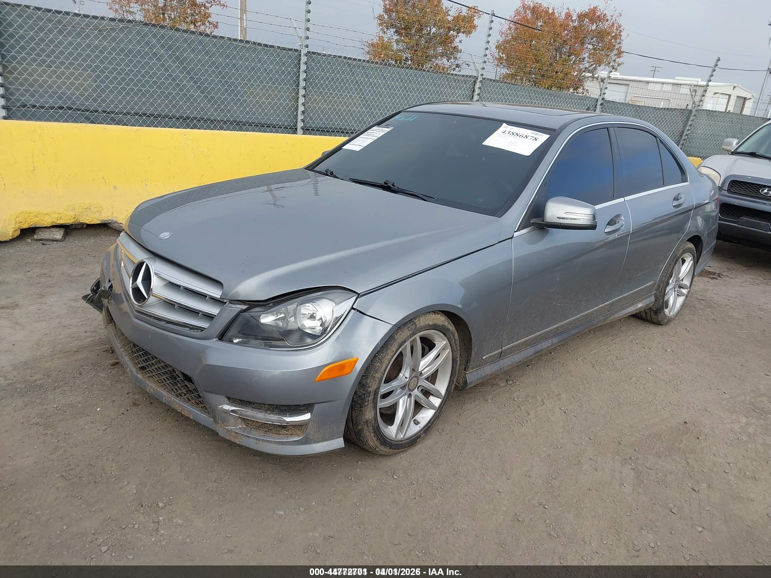 2013 Mercedes-benz C 300 Sport 4matic Gray vin: WDDGF8AB4DR245564