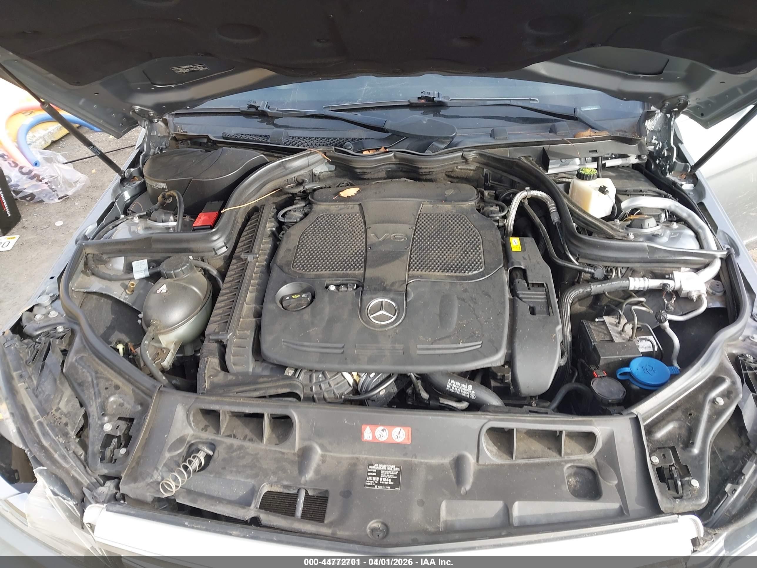2013 Mercedes-benz C 300 Sport 4matic Gray vin: WDDGF8AB4DR245564