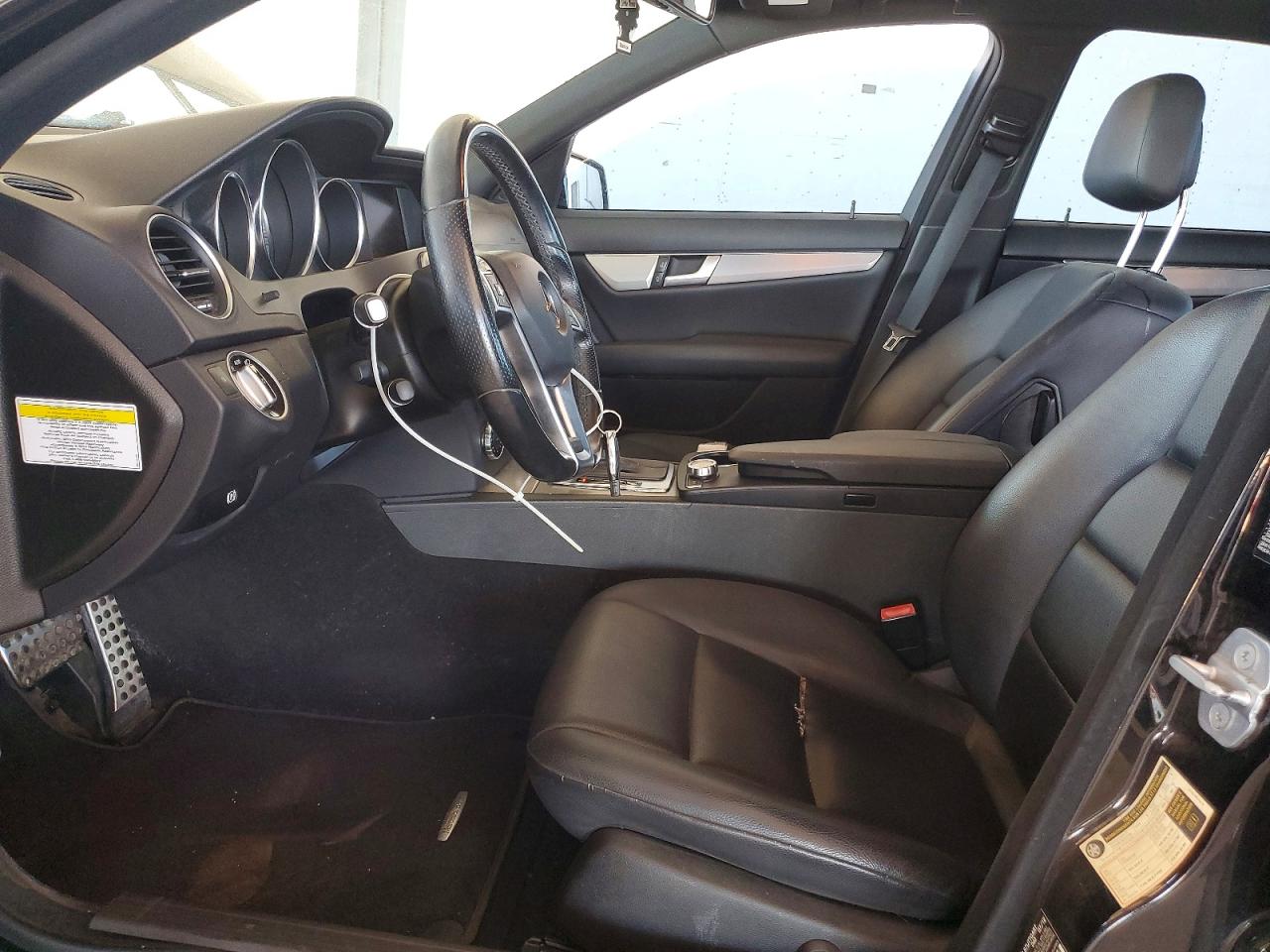 2013 Mercedes-benz C 300 4matic Black vin: WDDGF8AB4DR247959