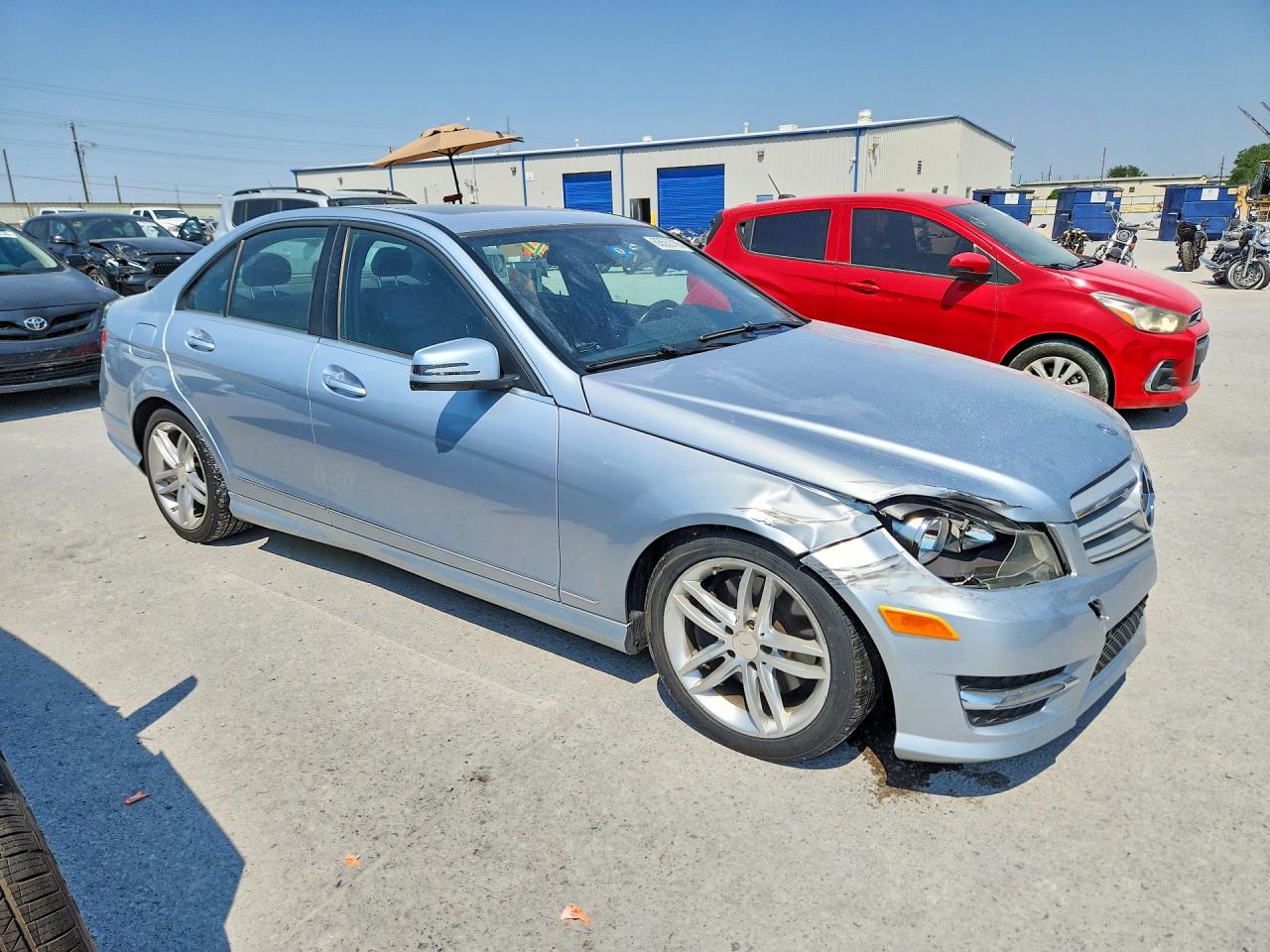 2013 Mercedes-benz C 300 4matic Silver vin: WDDGF8AB4DR251896