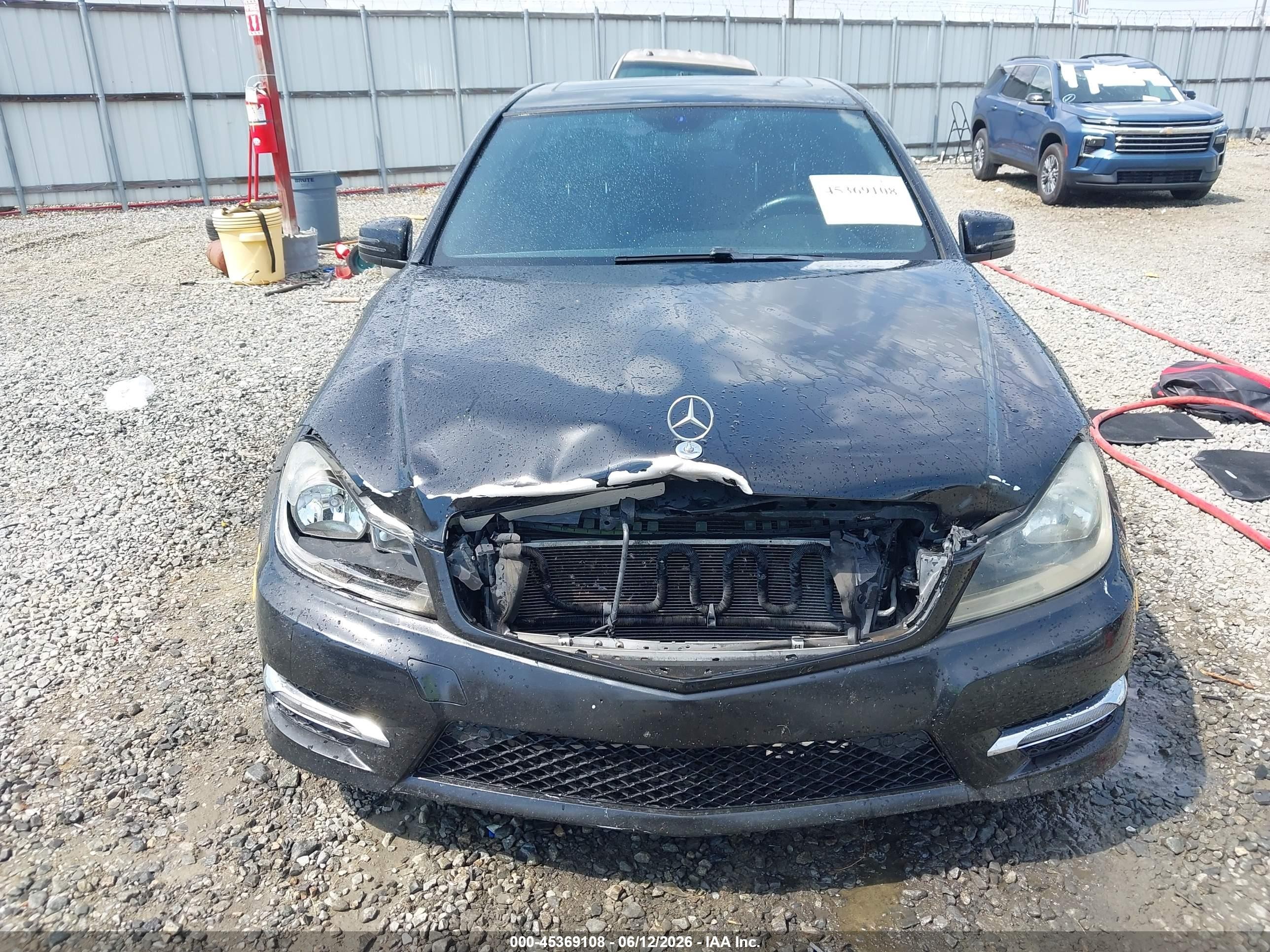2013 Mercedes-benz C 300 Sport 4matic Black vin: WDDGF8AB4DR285532