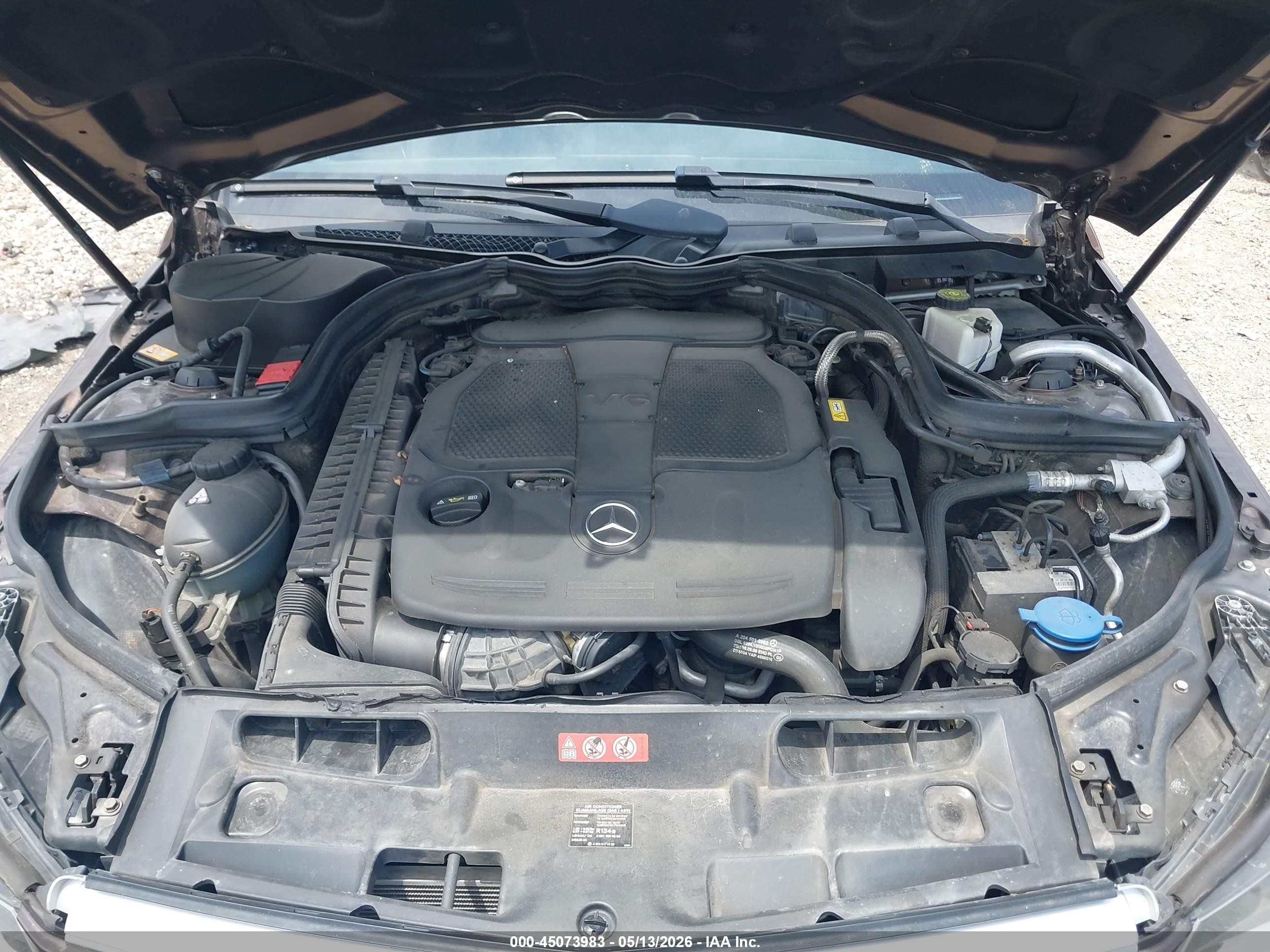 2013 Mercedes-benz C 300 Sport 4matic Beige vin: WDDGF8AB4DR288205