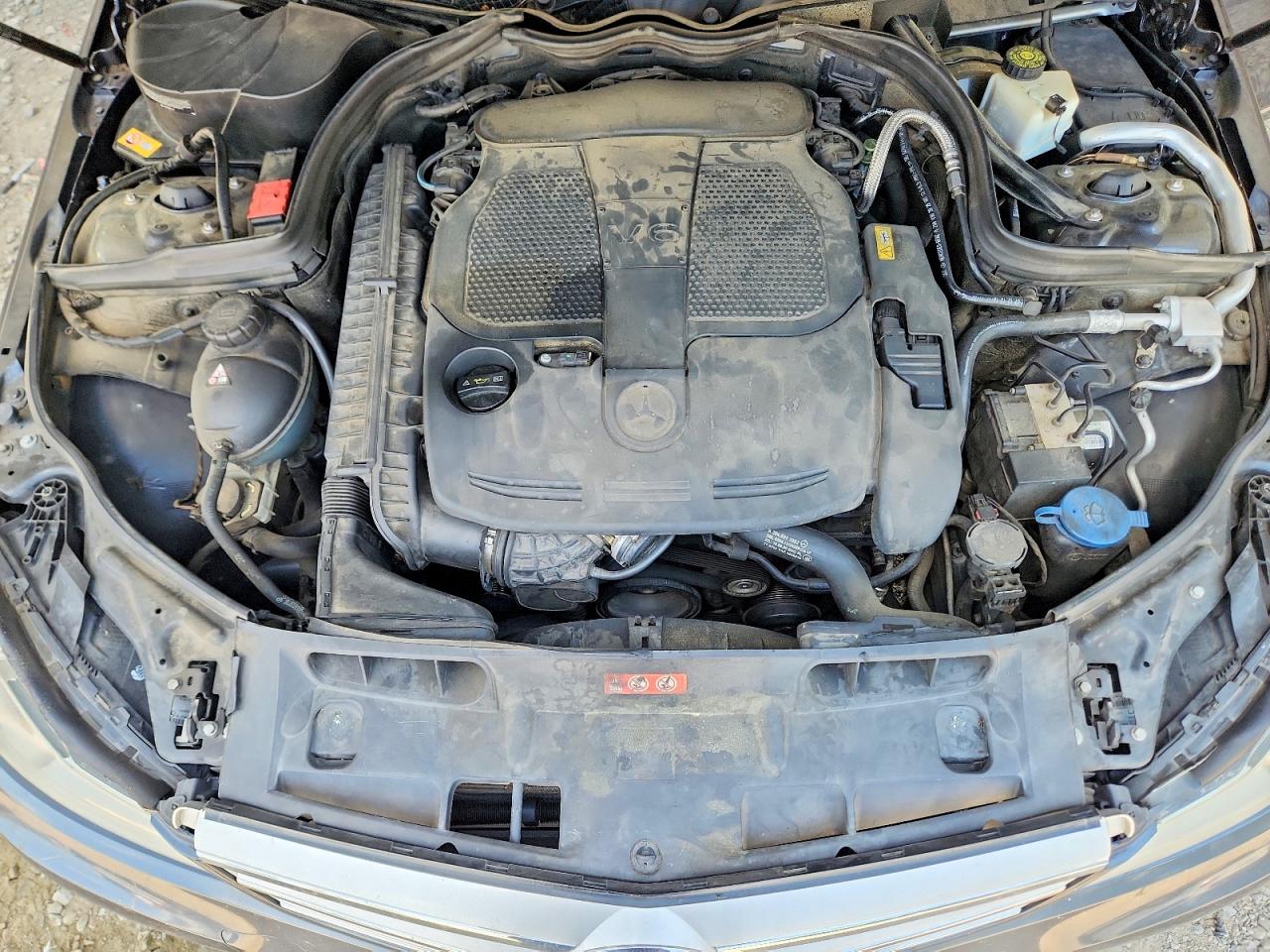 2013 Mercedes-benz C 300 4matic Charcoal vin: WDDGF8AB4DR288527