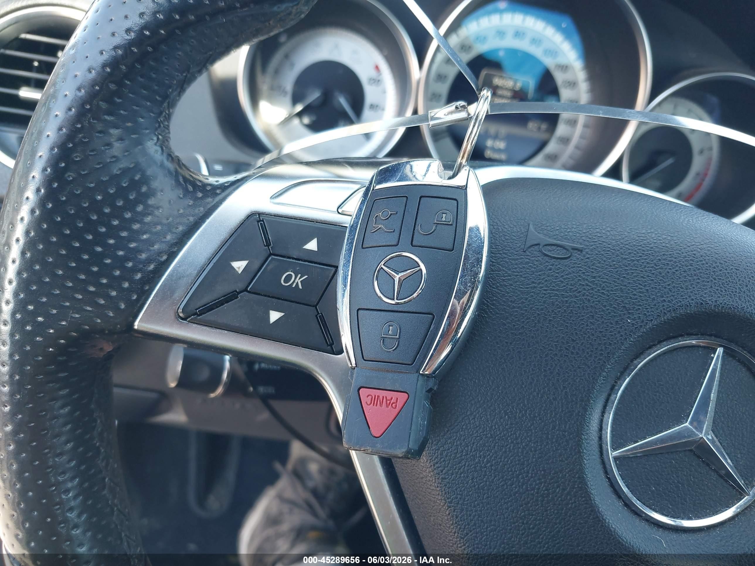 2013 Mercedes-benz C 300 Sport 4matic Серый vin: WDDGF8AB4DR288561