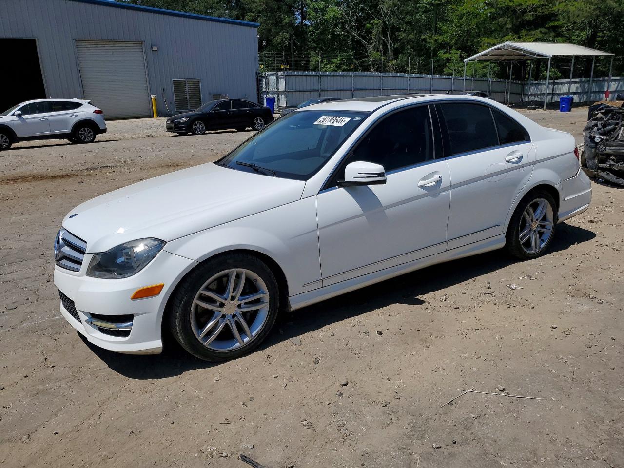 2013 Mercedes-benz C 300 4matic White vin: WDDGF8AB4DR295431