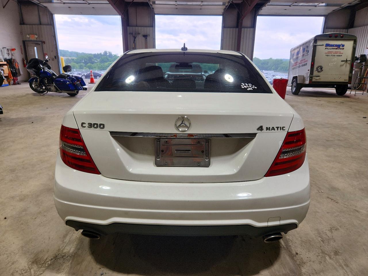 2013 Mercedes-benz C 300 4matic Белый vin: WDDGF8AB4DR295607