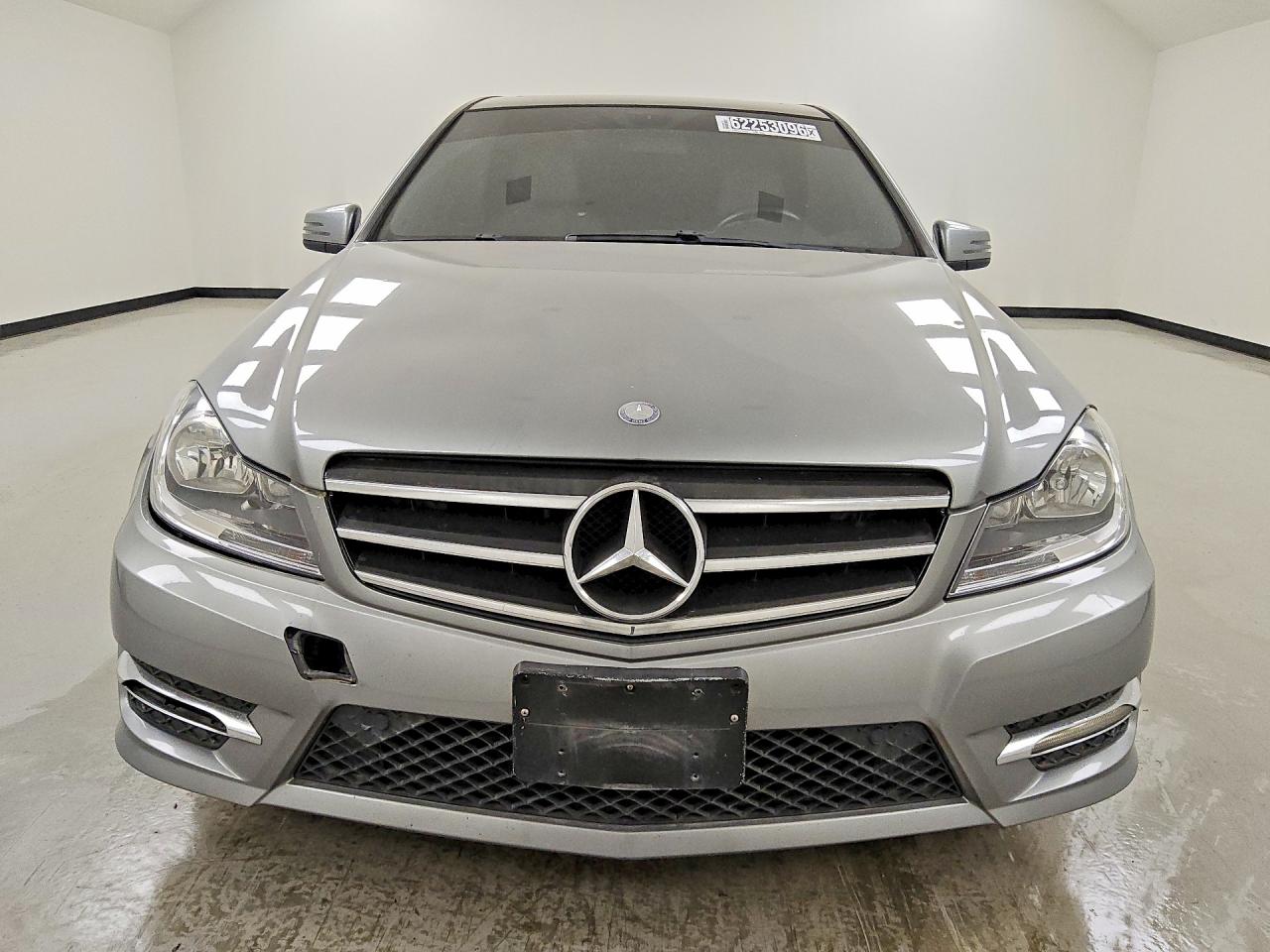 2014 Mercedes-benz C 300 4matic Silver vin: WDDGF8AB4EA892594