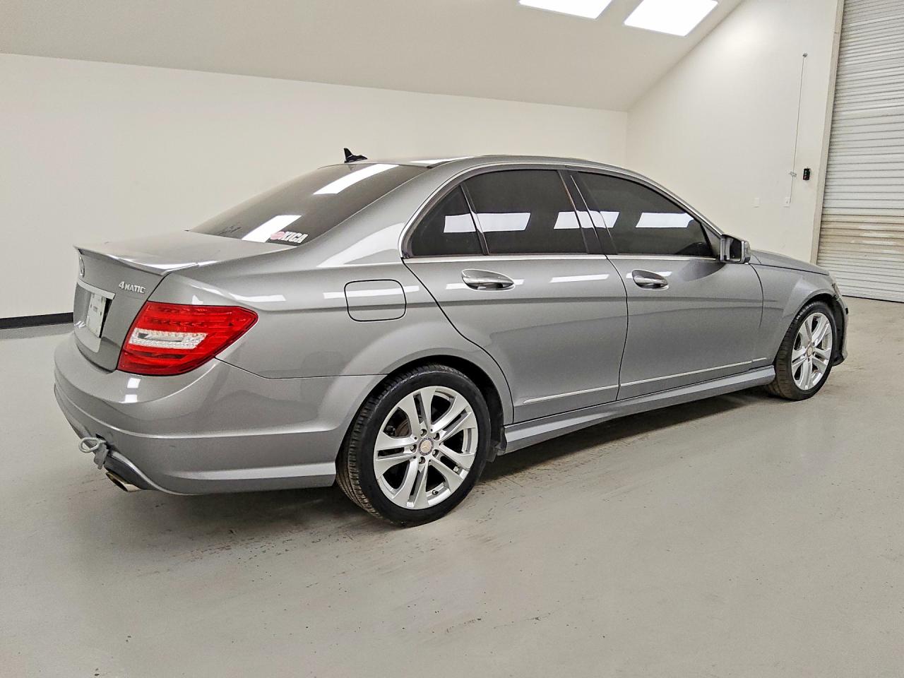 2014 Mercedes-benz C 300 4matic Silver vin: WDDGF8AB4EA892594