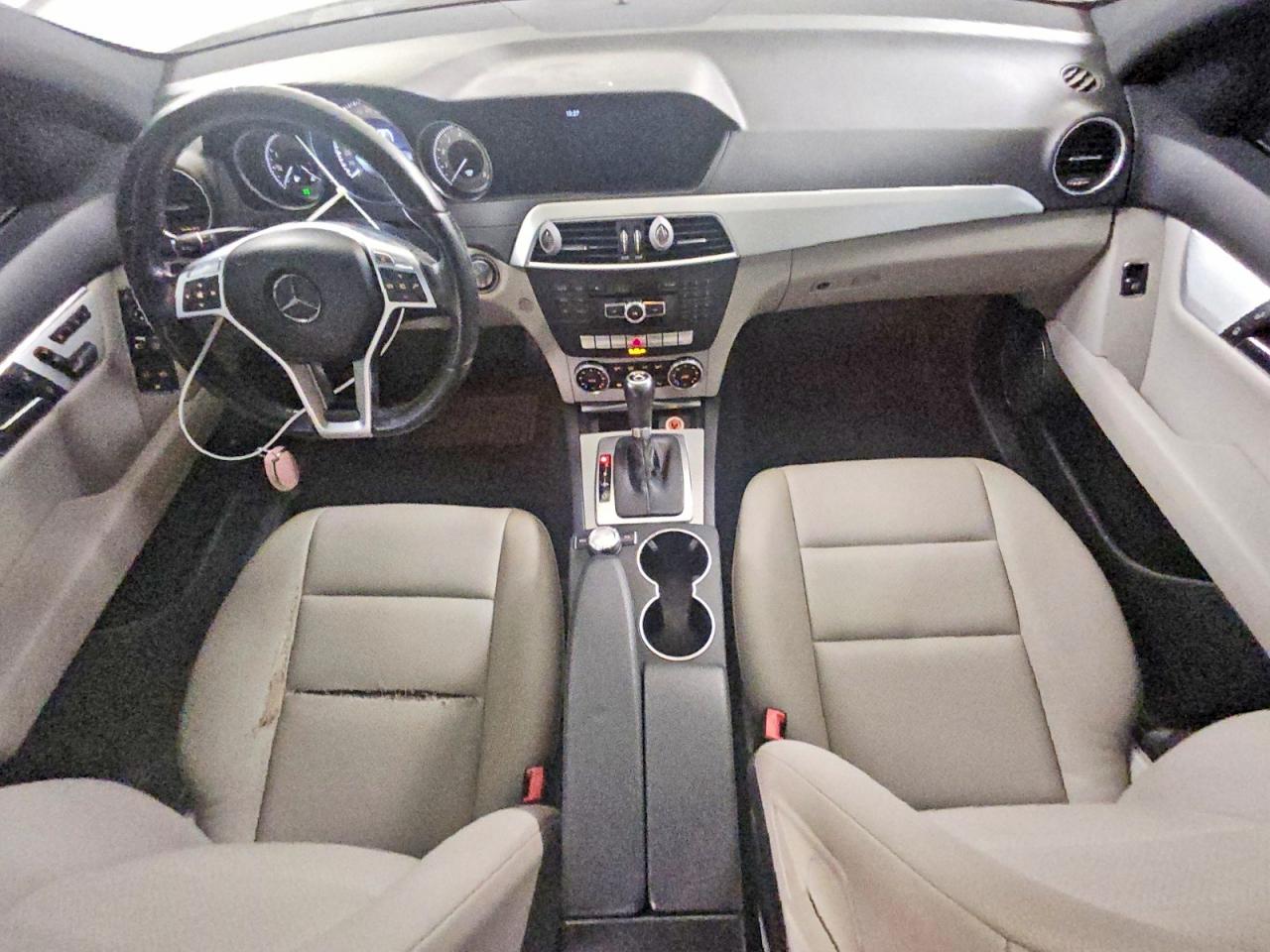 2014 Mercedes-benz C 300 4matic Silver vin: WDDGF8AB4EA892594
