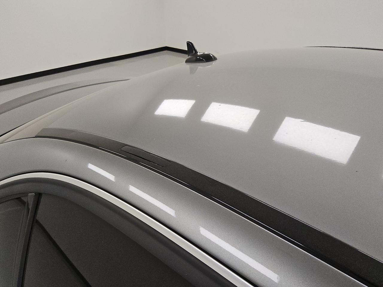 2014 Mercedes-benz C 300 4matic Silver vin: WDDGF8AB4EA892594 Damage: Roof, Dent(S) W/No Paint Dmg, 1 To 2 Inches