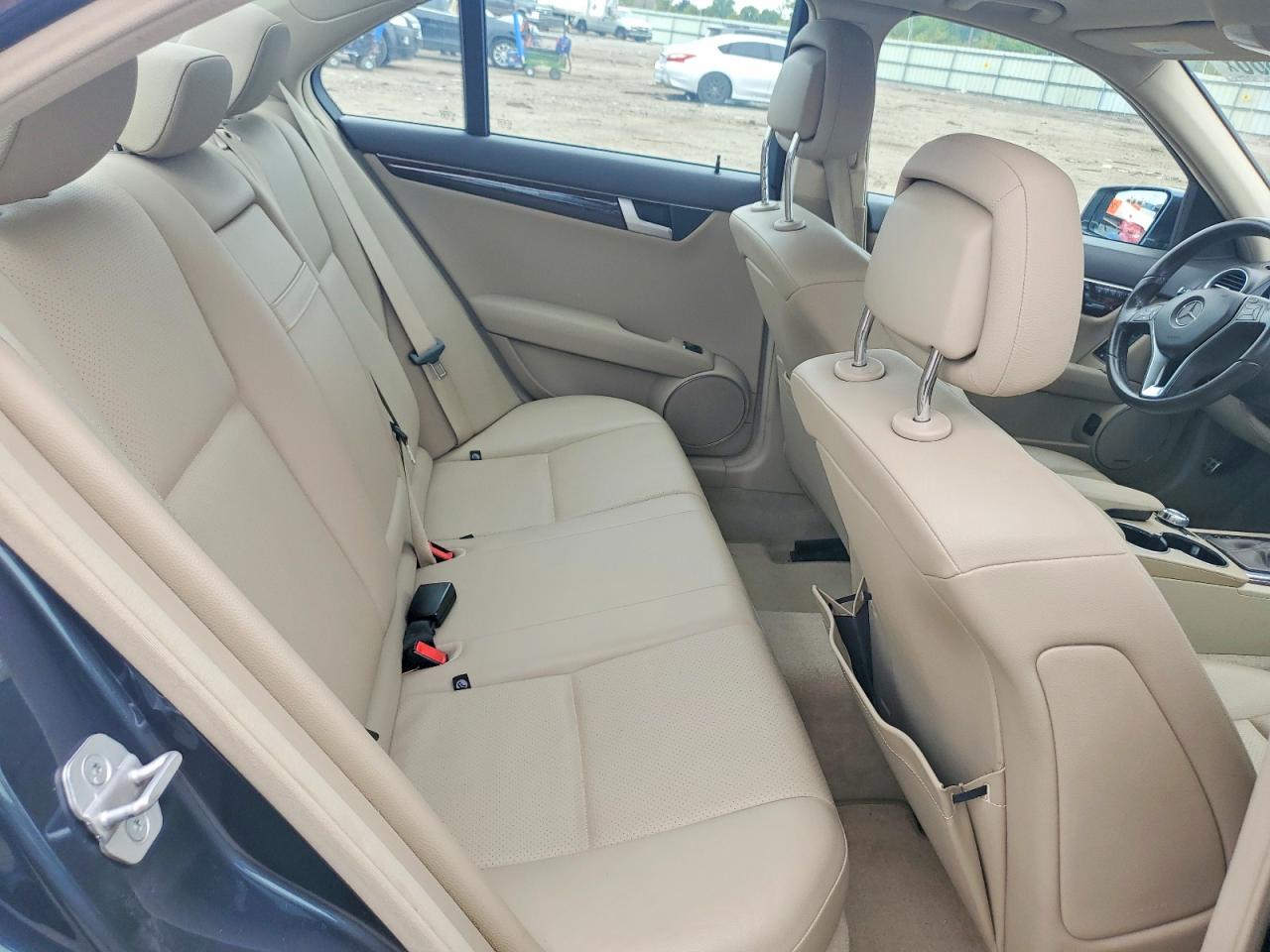 2014 Mercedes-benz C 300 4matic Синий vin: WDDGF8AB4EA892983