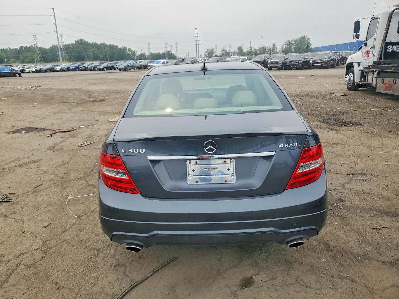 2014 Mercedes-benz C 300 4matic Синий vin: WDDGF8AB4EA892983
