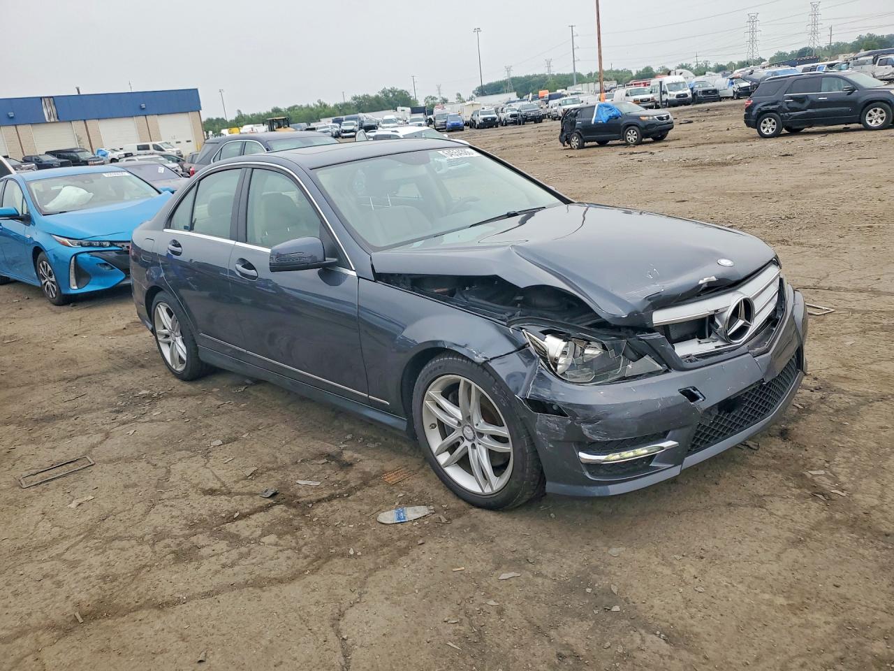 2014 Mercedes-benz C 300 4matic Синий vin: WDDGF8AB4EA892983