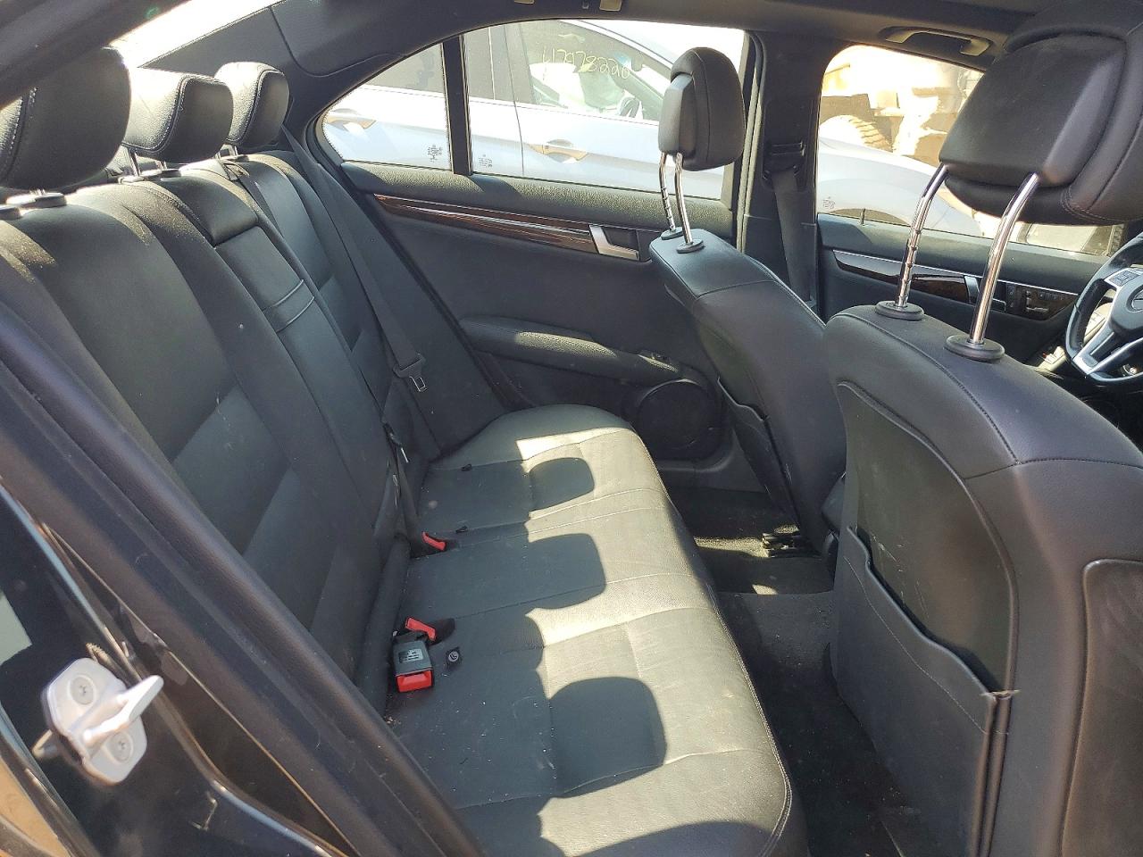 2014 Mercedes-benz C 300 4matic Blue vin: WDDGF8AB4EA930907