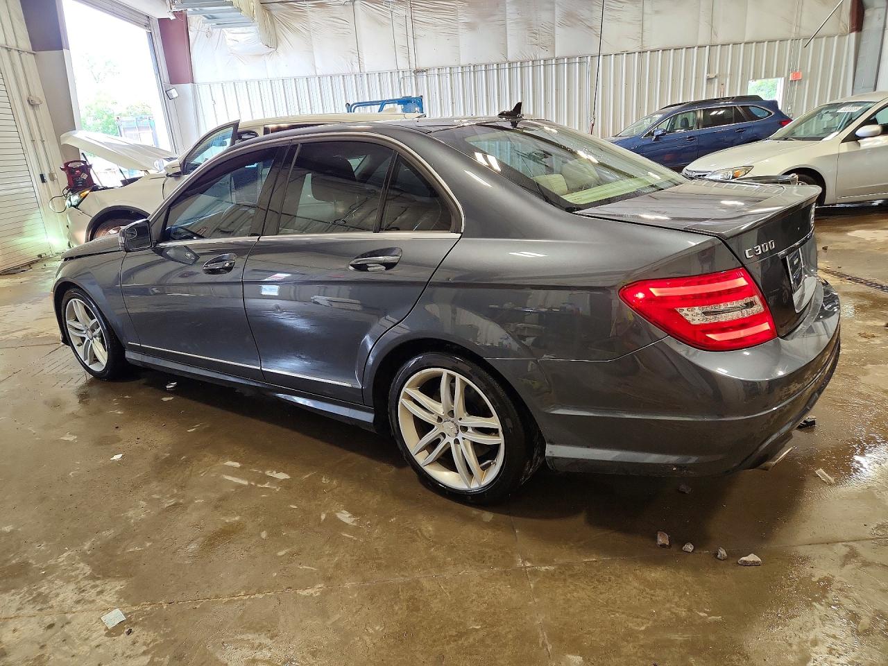 2014 Mercedes-benz C 300 4matic Blue vin: WDDGF8AB4EA943432