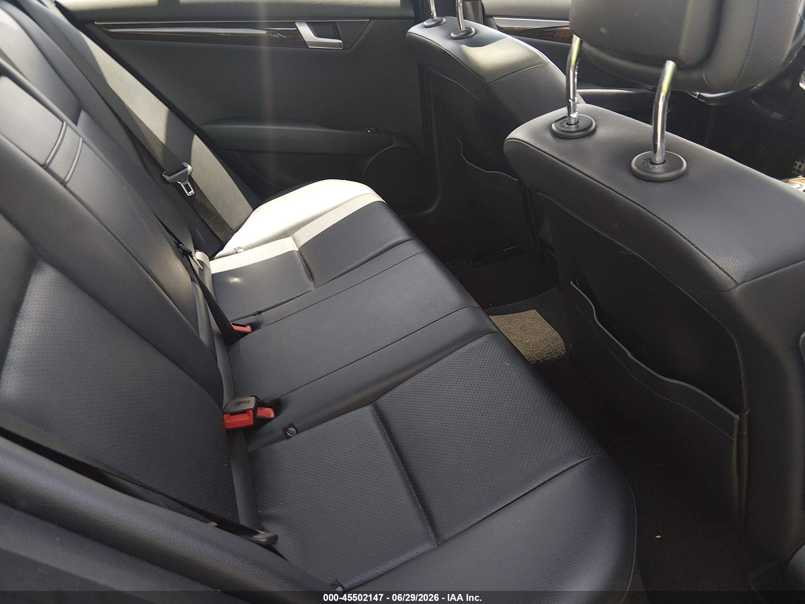2014 Mercedes-benz C 300 Sport 4matic Black vin: WDDGF8AB4EA953247