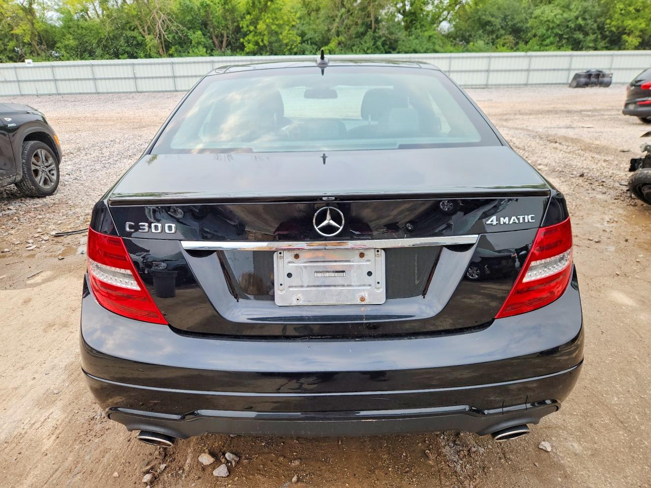 2014 Mercedes-benz C 300 4matic Черный vin: WDDGF8AB4EA954012