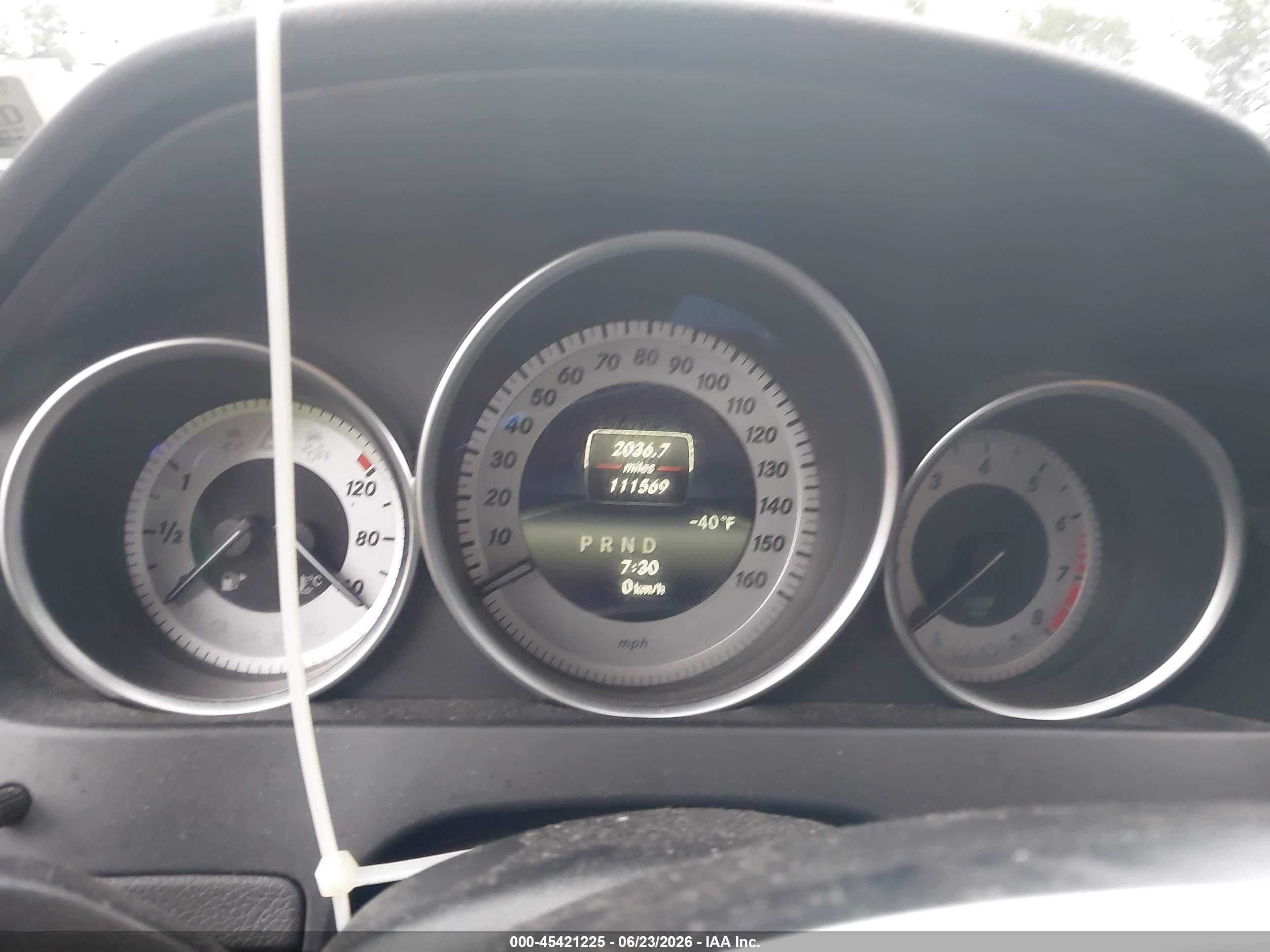 2014 Mercedes-benz C 300 Sport 4matic White vin: WDDGF8AB4EA957184