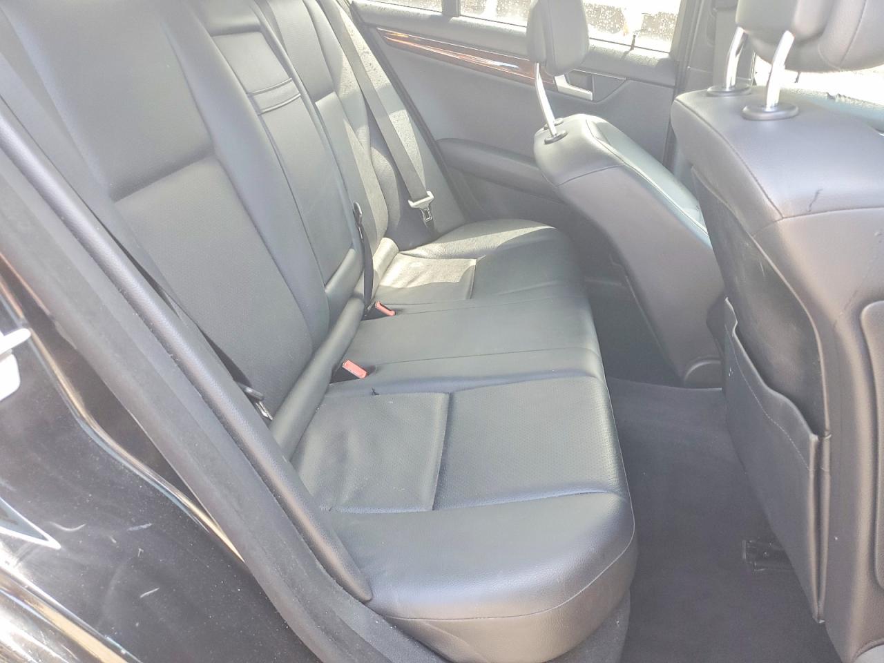2014 Mercedes-benz C 300 4matic Black vin: WDDGF8AB4EA964751