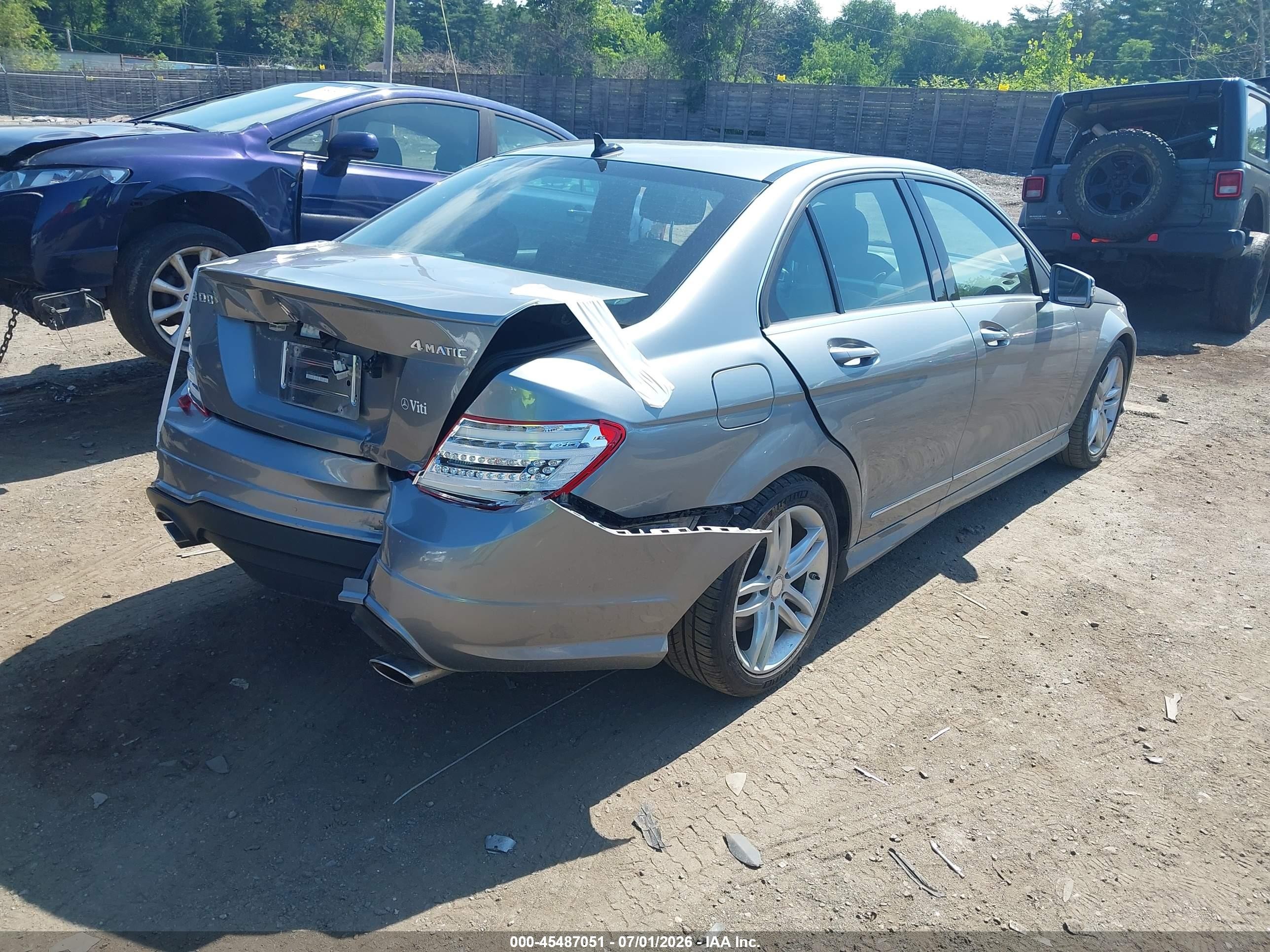 2014 Mercedes-benz C 300 Sport 4matic Серебряный vin: WDDGF8AB4EG189722