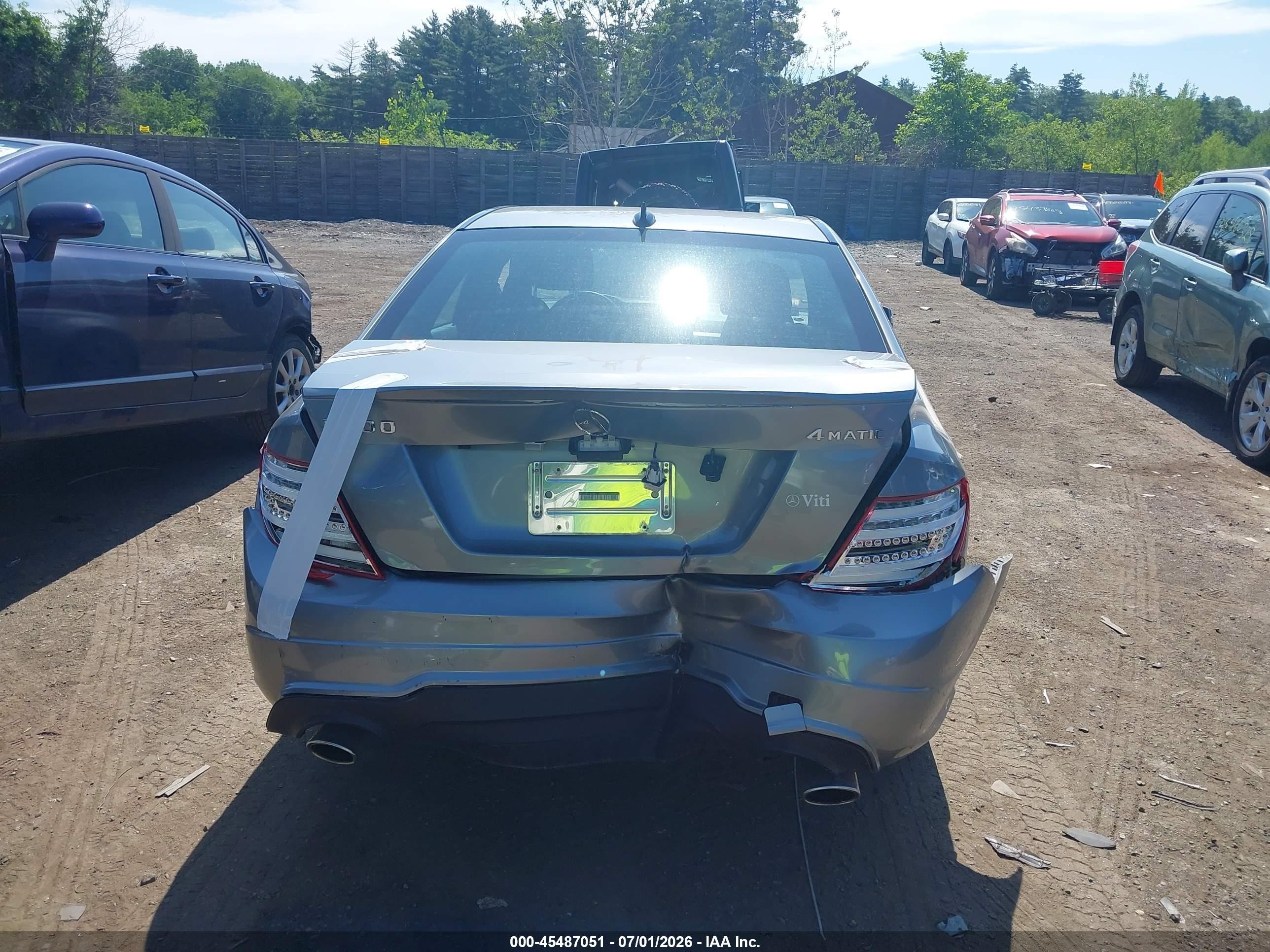 2014 Mercedes-benz C 300 Sport 4matic Серебряный vin: WDDGF8AB4EG189722