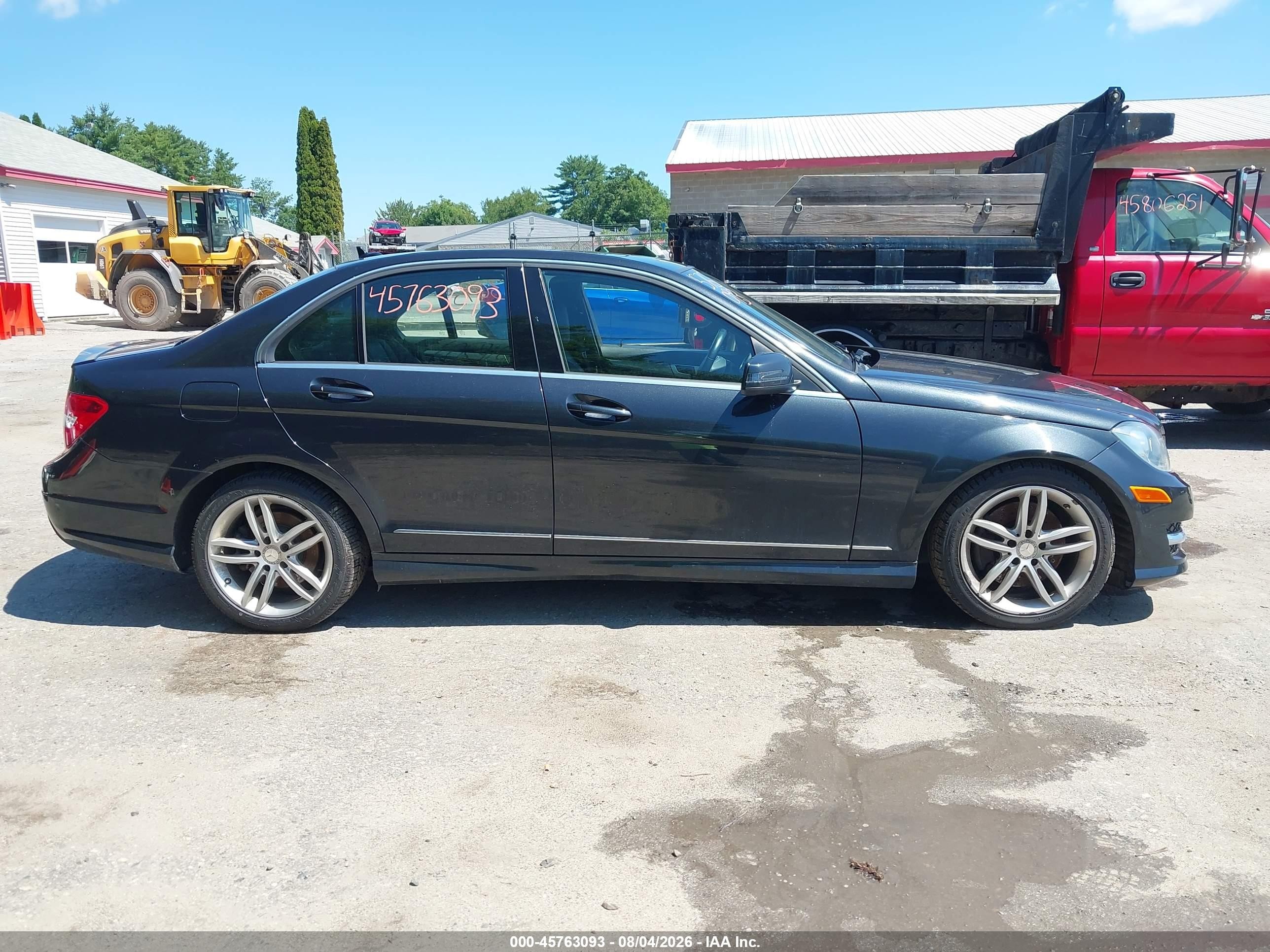 2014 Mercedes-benz C 300 Sport 4matic Gray vin: WDDGF8AB4ER308289