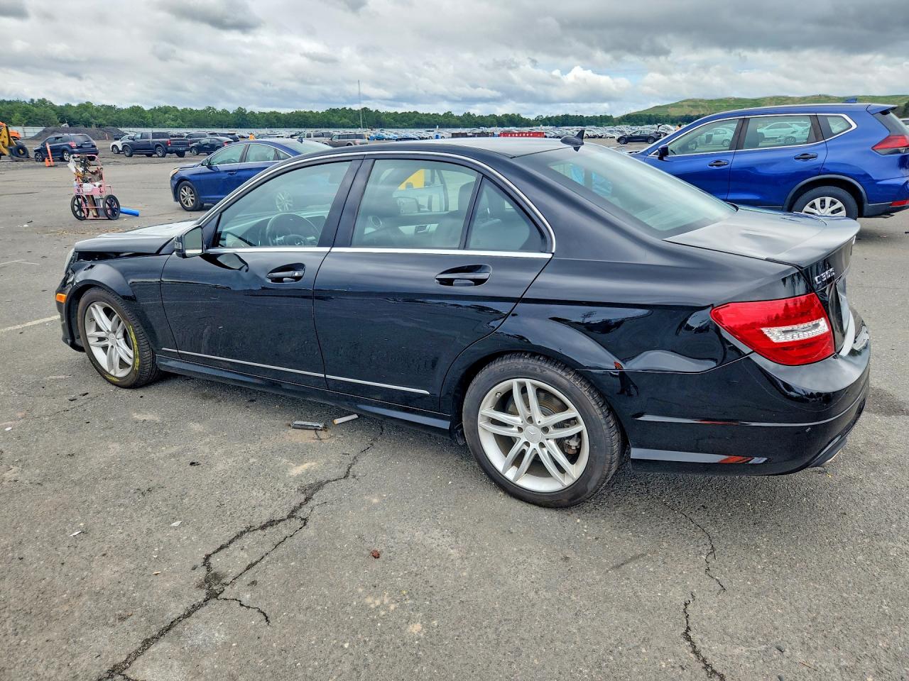 2014 Mercedes-benz C Class Black vin: WDDGF8AB4ER311094