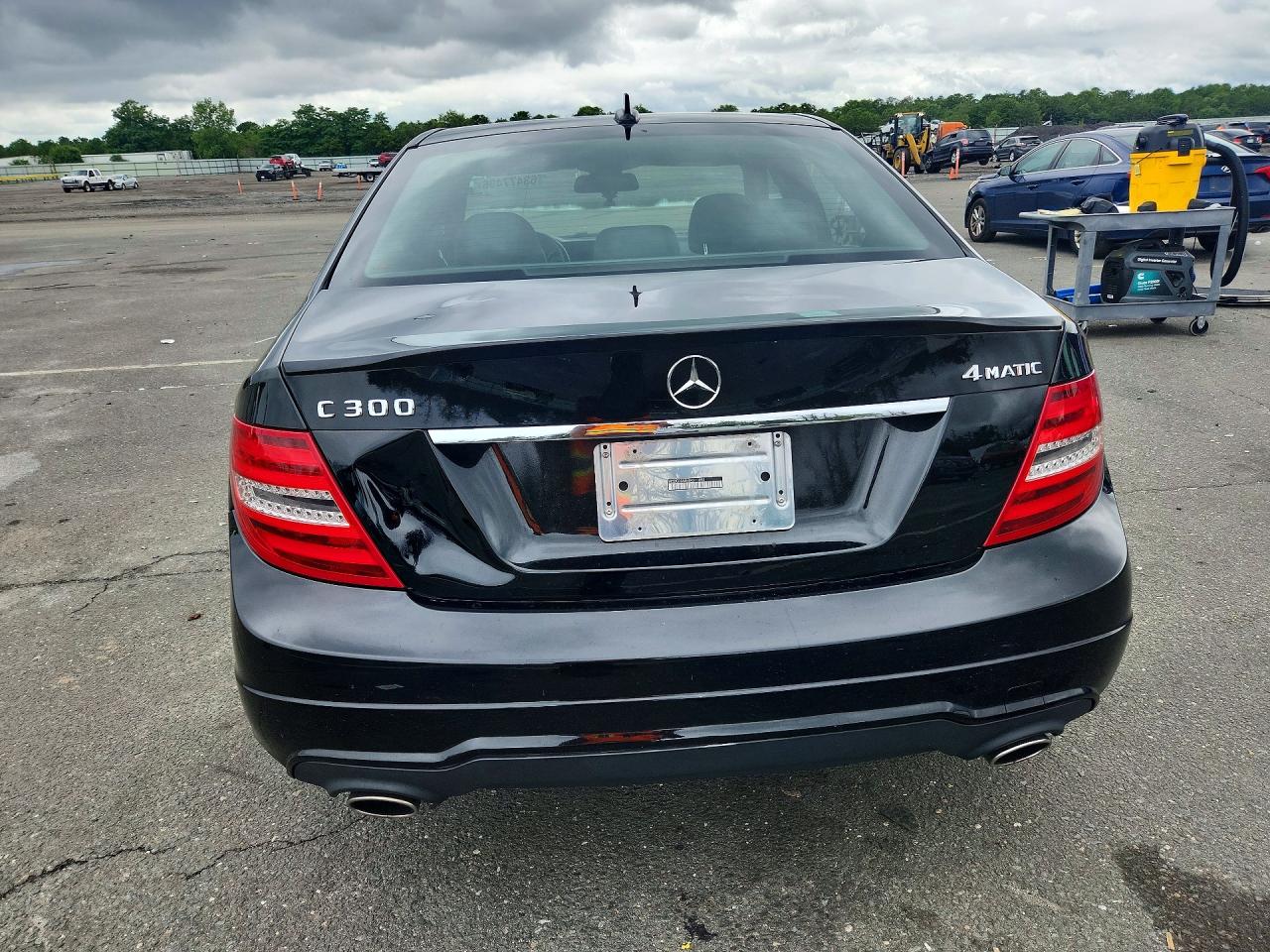 2014 Mercedes-benz C Class Black vin: WDDGF8AB4ER311094