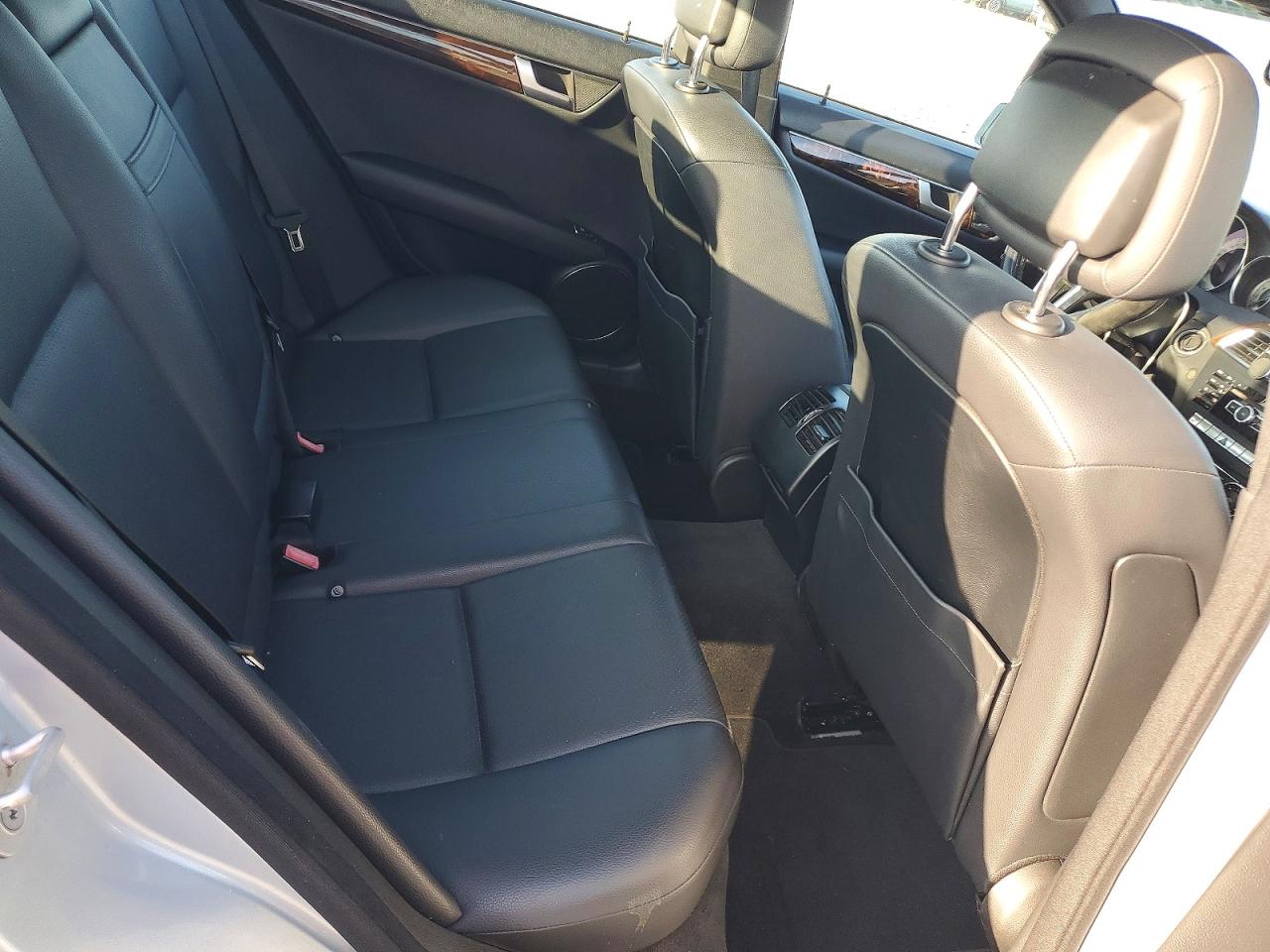 2013 Mercedes-benz C 300 4matic Blue vin: WDDGF8AB5DA822990