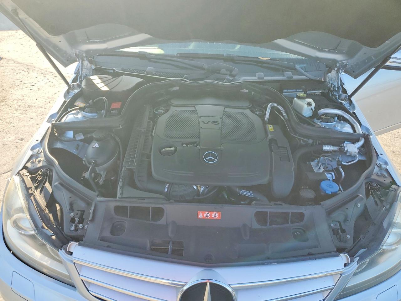 2013 Mercedes-benz C 300 4matic Blue vin: WDDGF8AB5DA822990