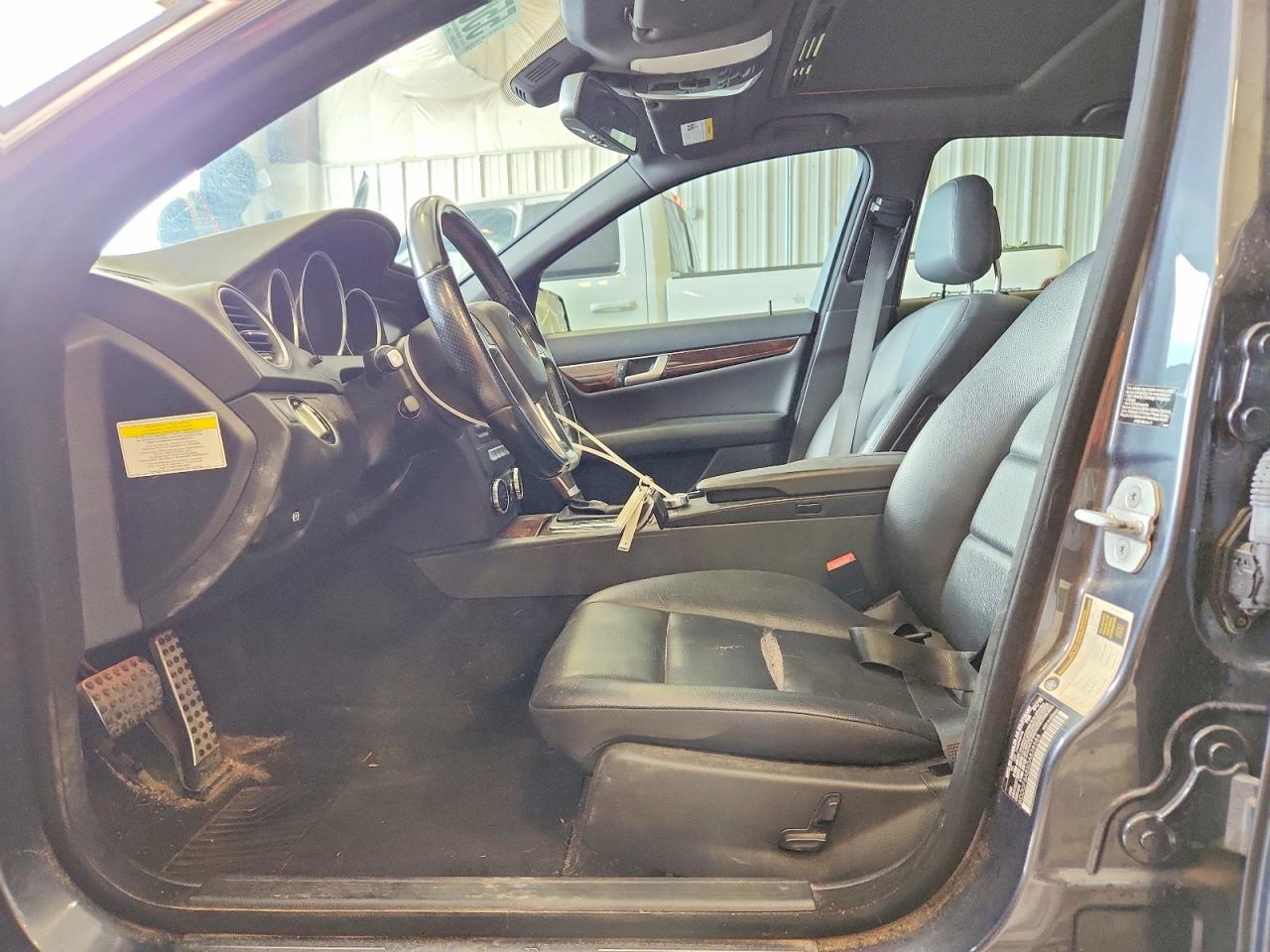 2013 Mercedes-benz C 300 4matic Gray vin: WDDGF8AB5DA838588