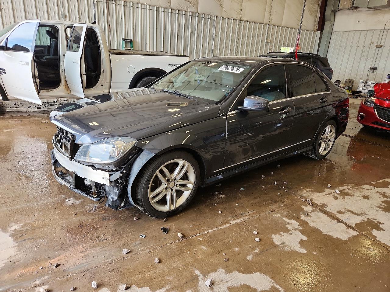 2013 Mercedes-benz C 300 4matic Gray vin: WDDGF8AB5DA838588