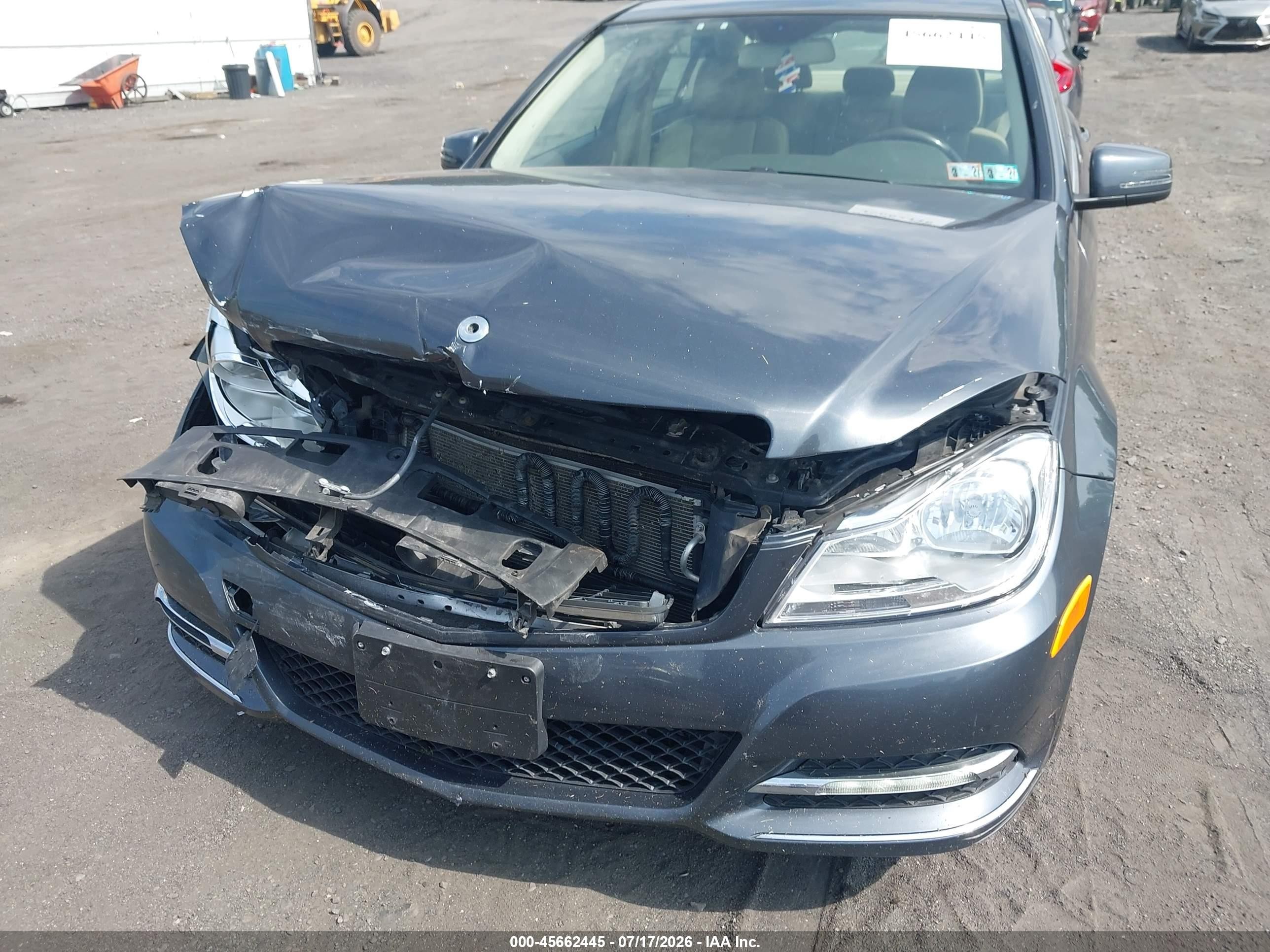2013 Mercedes-benz C 300 Luxury 4matic Gray vin: WDDGF8AB5DA868710