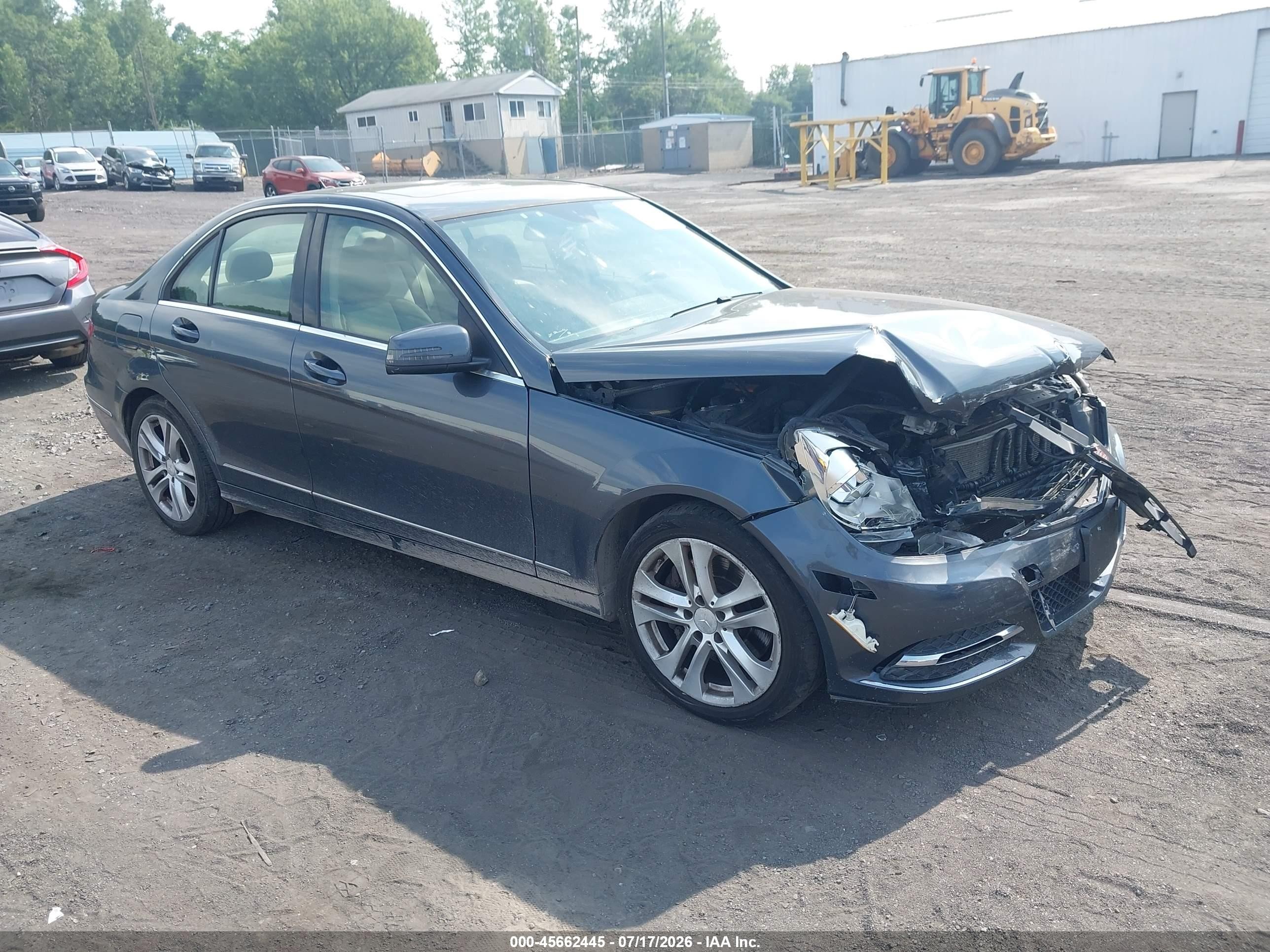 2013 Mercedes-benz C 300 Luxury 4matic Gray vin: WDDGF8AB5DA868710