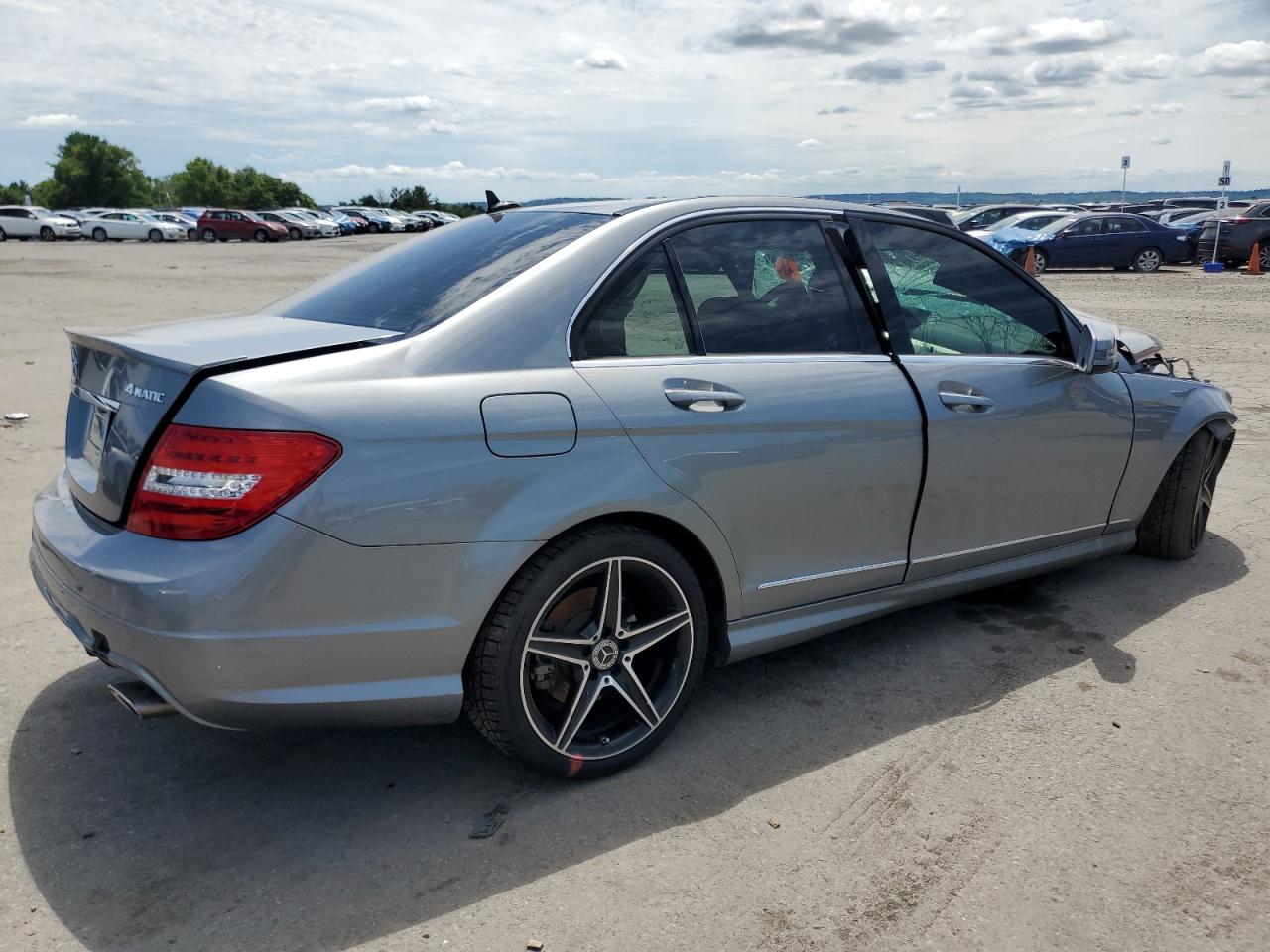 2013 Mercedes-benz C 300 4matic Silver vin: WDDGF8AB5DG086761