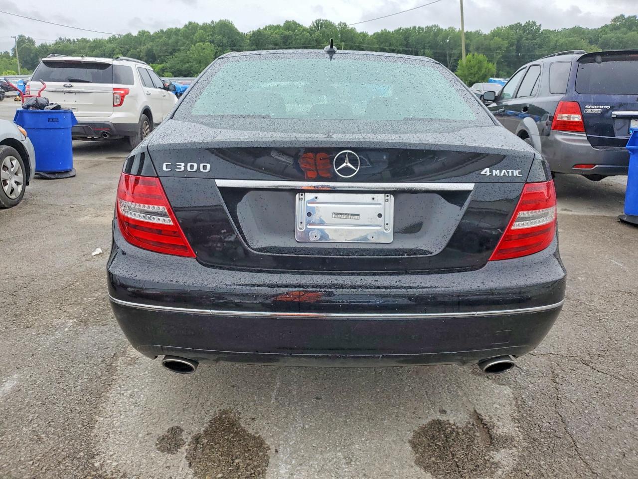 2013 Mercedes-benz C 300 4matic Black vin: WDDGF8AB5DR244732