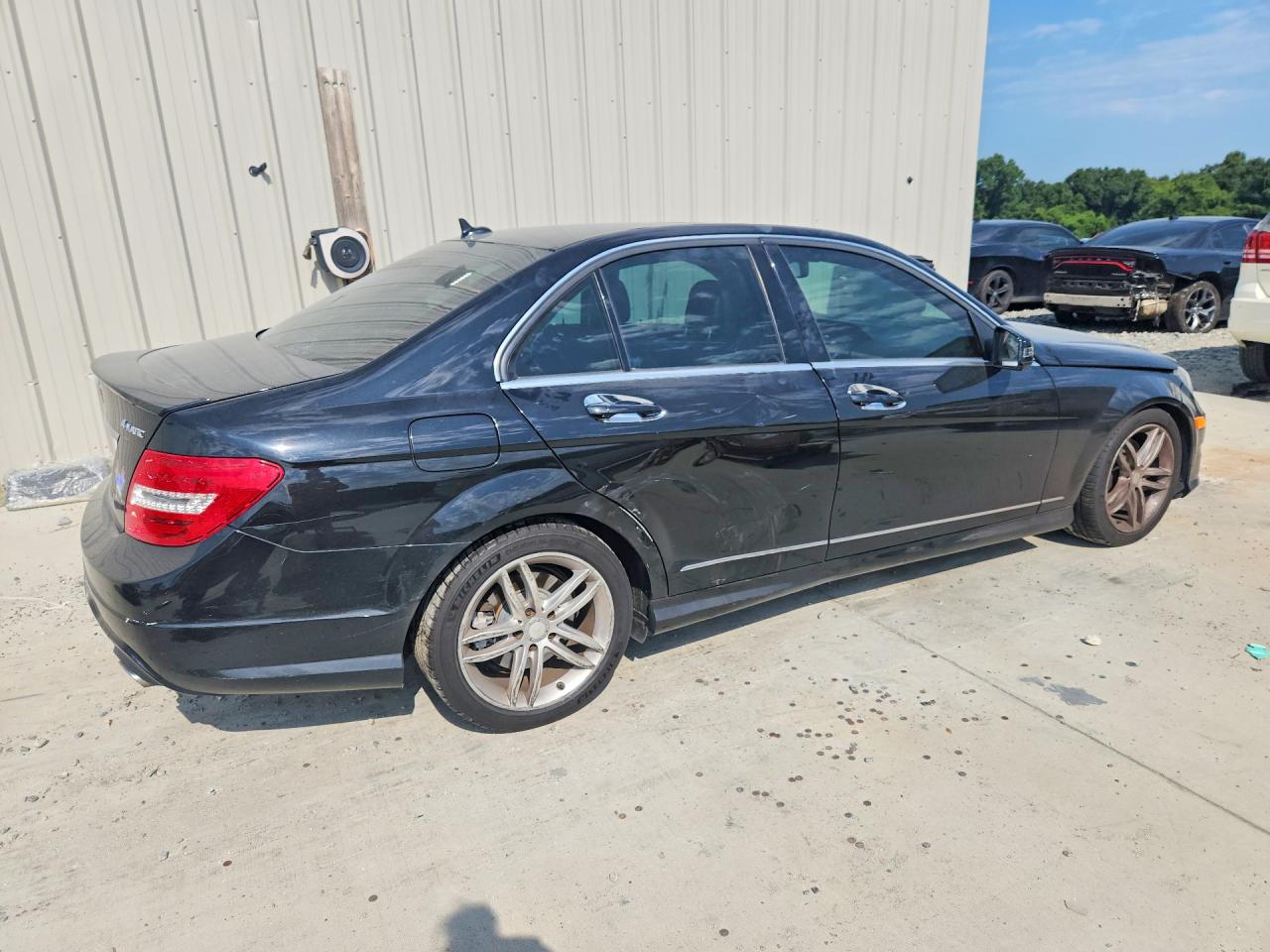 2013 Mercedes-benz C 300 4matic Черный vin: WDDGF8AB5DR251776