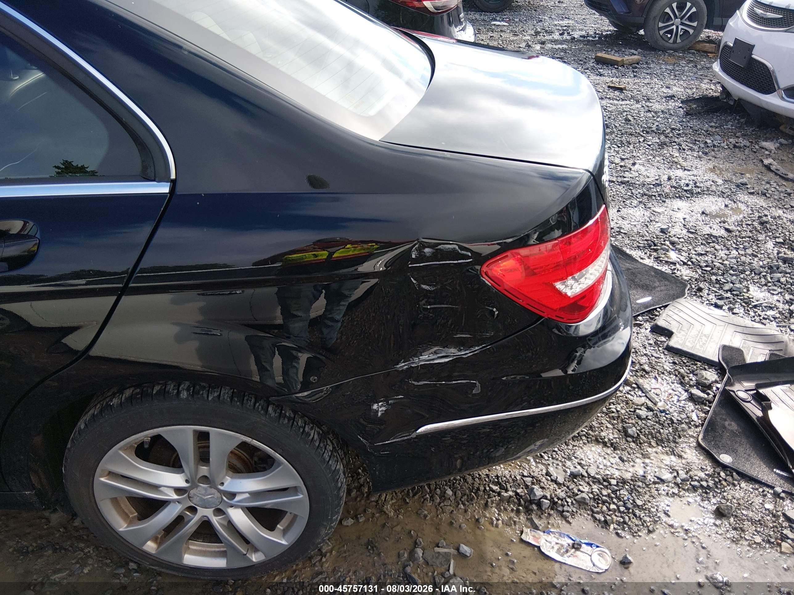 2013 Mercedes-benz C 300 Luxury 4matic Black vin: WDDGF8AB5DR254564