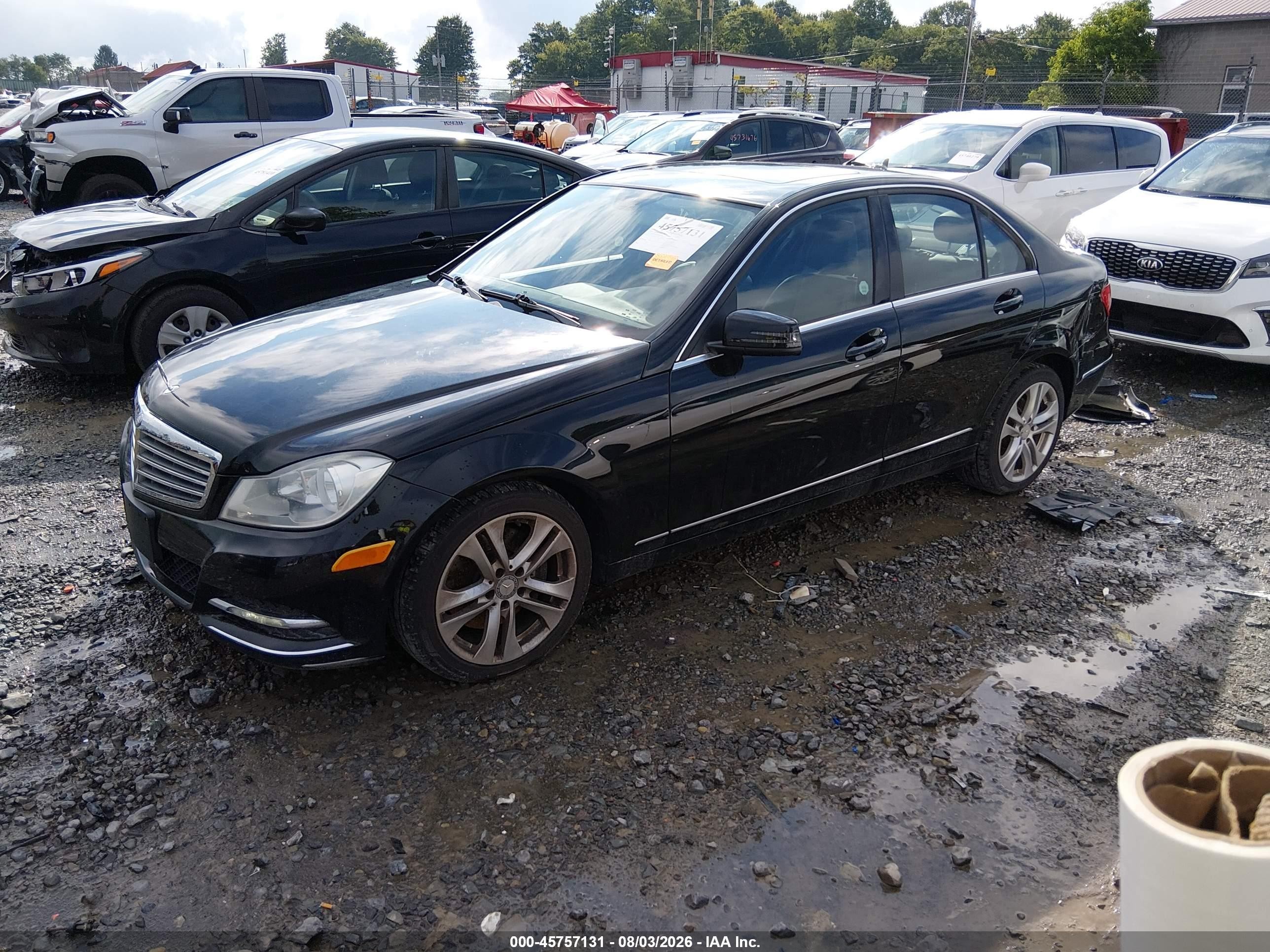 2013 Mercedes-benz C 300 Luxury 4matic Black vin: WDDGF8AB5DR254564