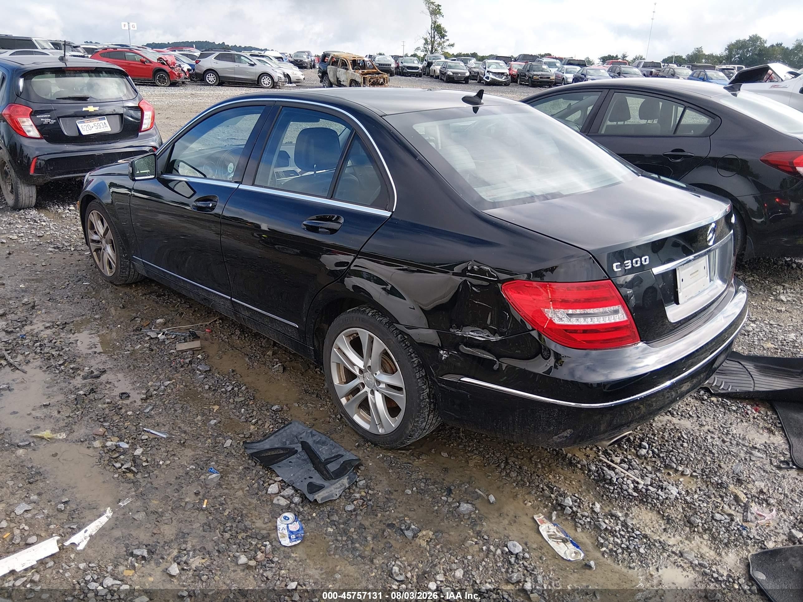 2013 Mercedes-benz C 300 Luxury 4matic Black vin: WDDGF8AB5DR254564