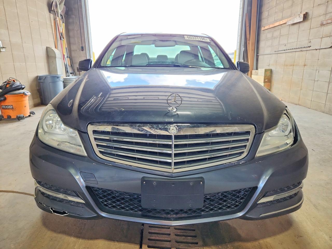 2013 Mercedes-benz C-class Charcoal vin: WDDGF8AB5DR288584