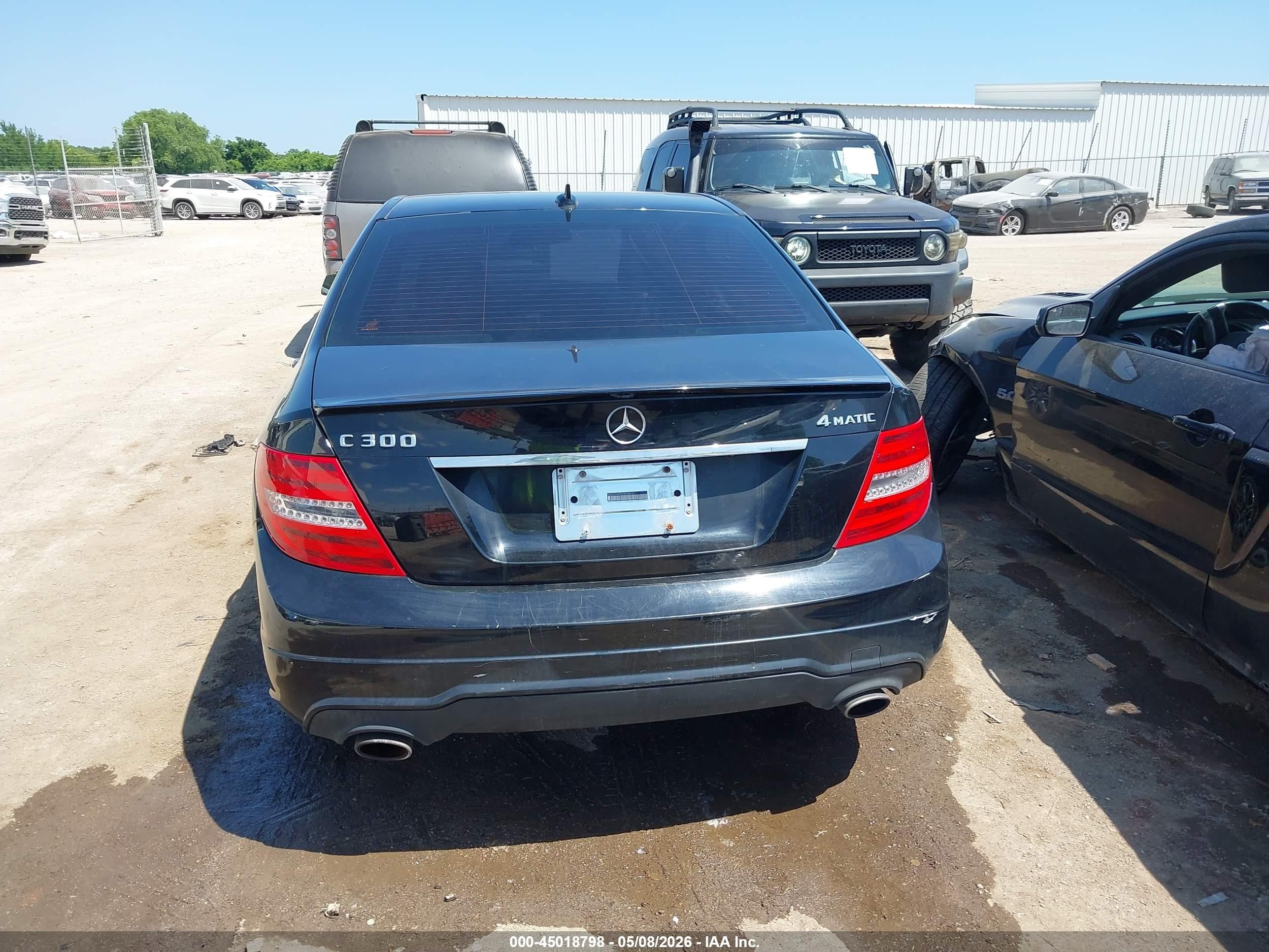 2013 Mercedes-benz C 300 Sport 4matic Black vin: WDDGF8AB5DR288651