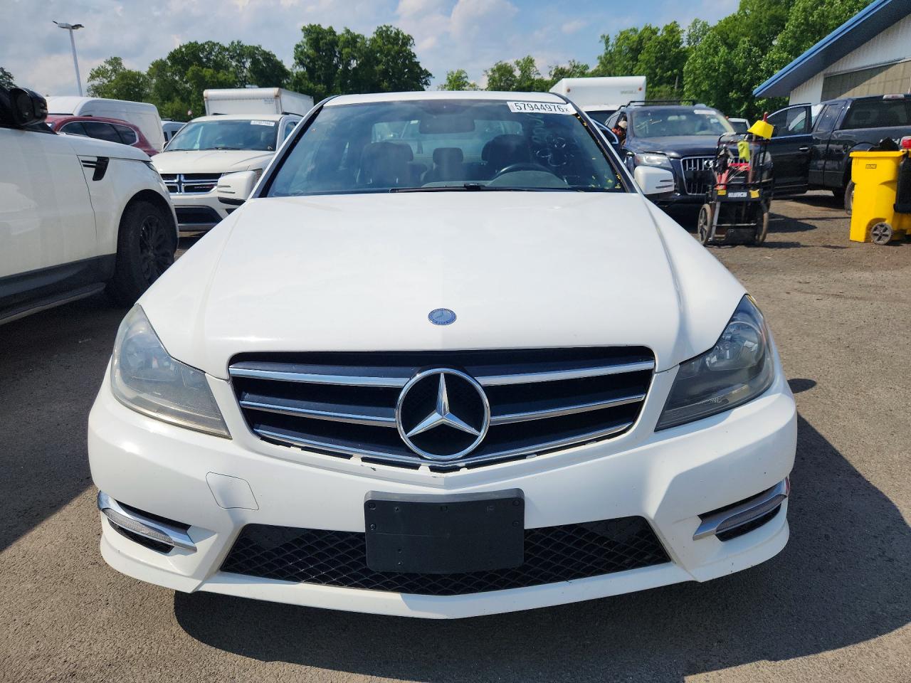 2014 Mercedes-benz C 300 4matic White vin: WDDGF8AB5EA932245