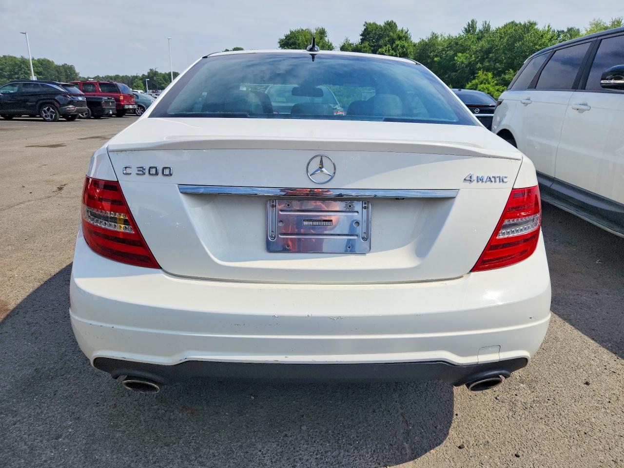 2014 Mercedes-benz C 300 4matic White vin: WDDGF8AB5EA932245