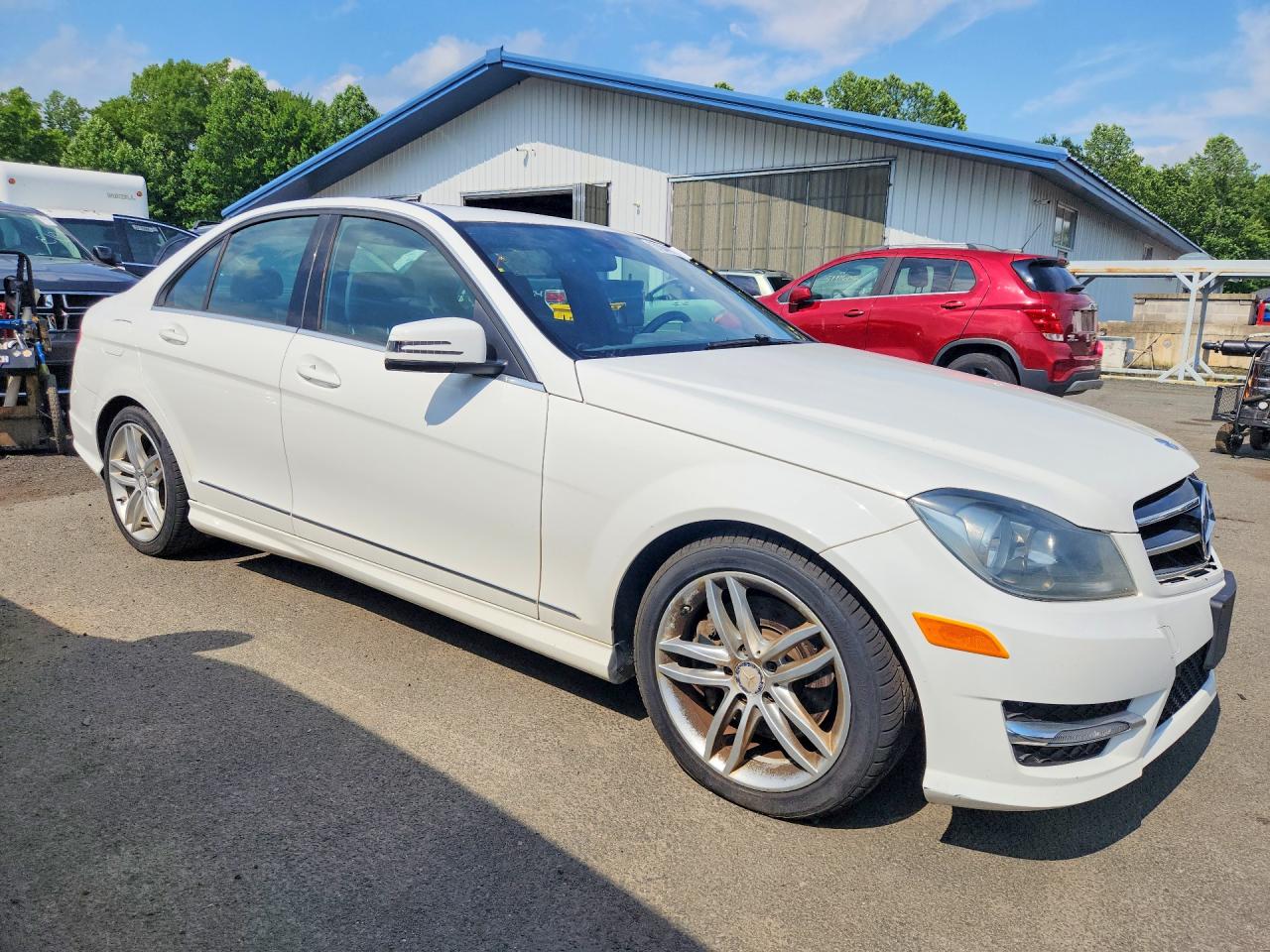 2014 Mercedes-benz C 300 4matic White vin: WDDGF8AB5EA932245