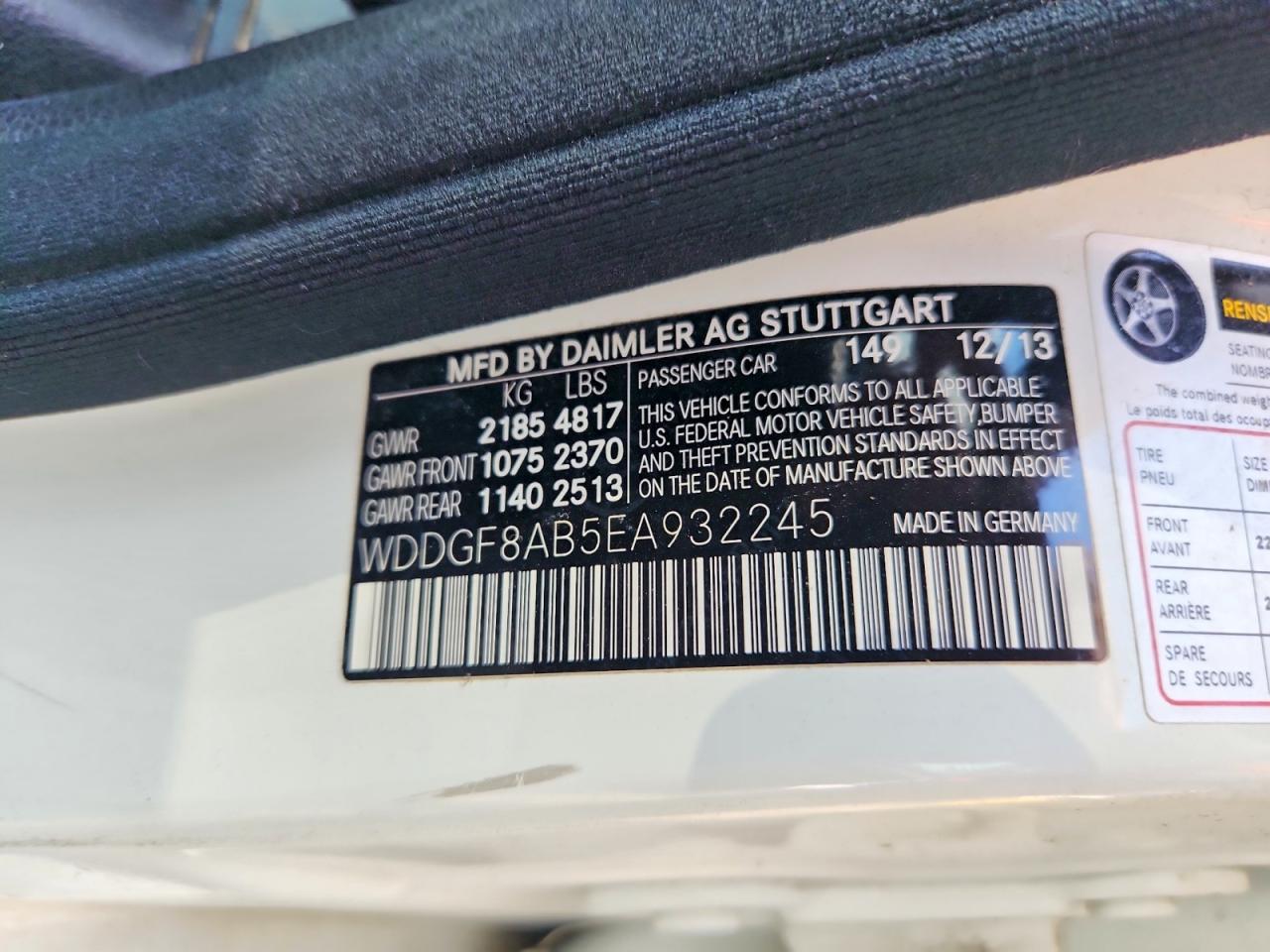 2014 Mercedes-benz C 300 4matic White vin: WDDGF8AB5EA932245