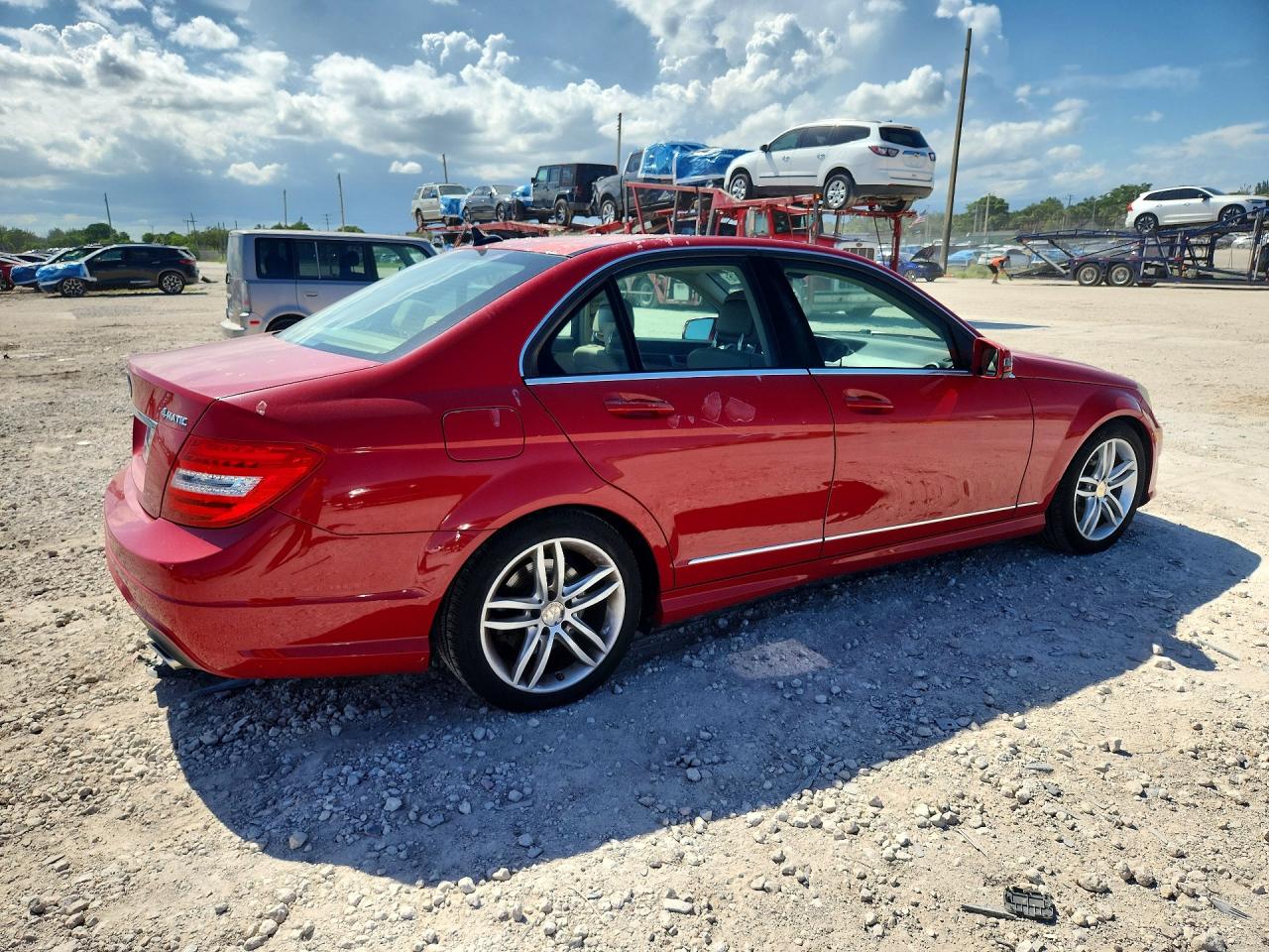 2014 Mercedes-benz C 300 4matic Красный vin: WDDGF8AB5EA936103