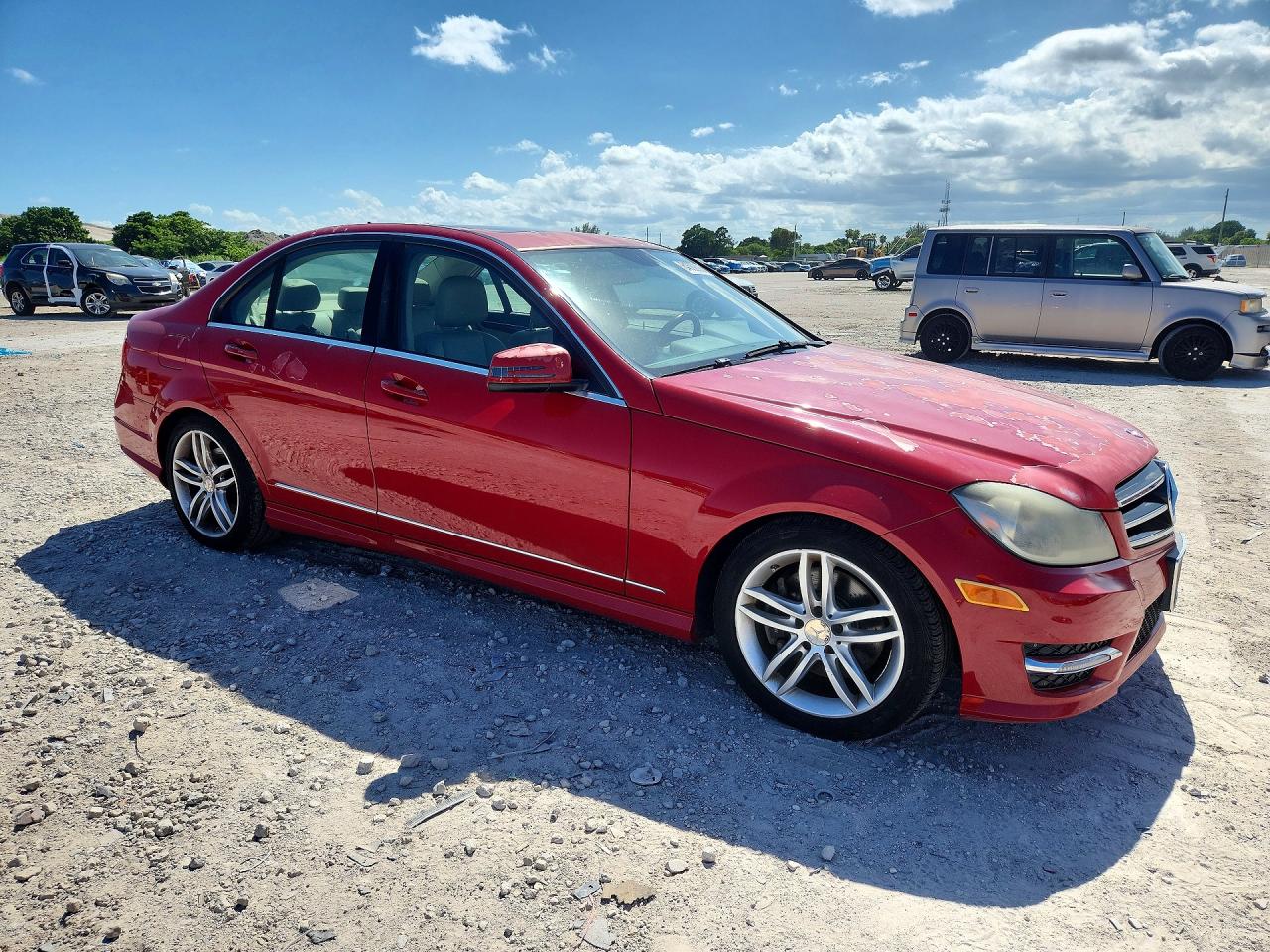2014 Mercedes-benz C 300 4matic Красный vin: WDDGF8AB5EA936103